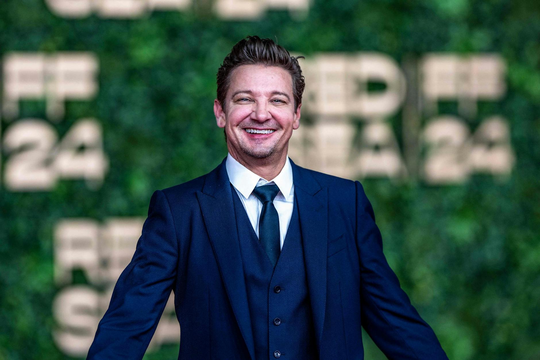 Schauspieler Jeremy Renner bei einem Auftritt im Dezember 2024