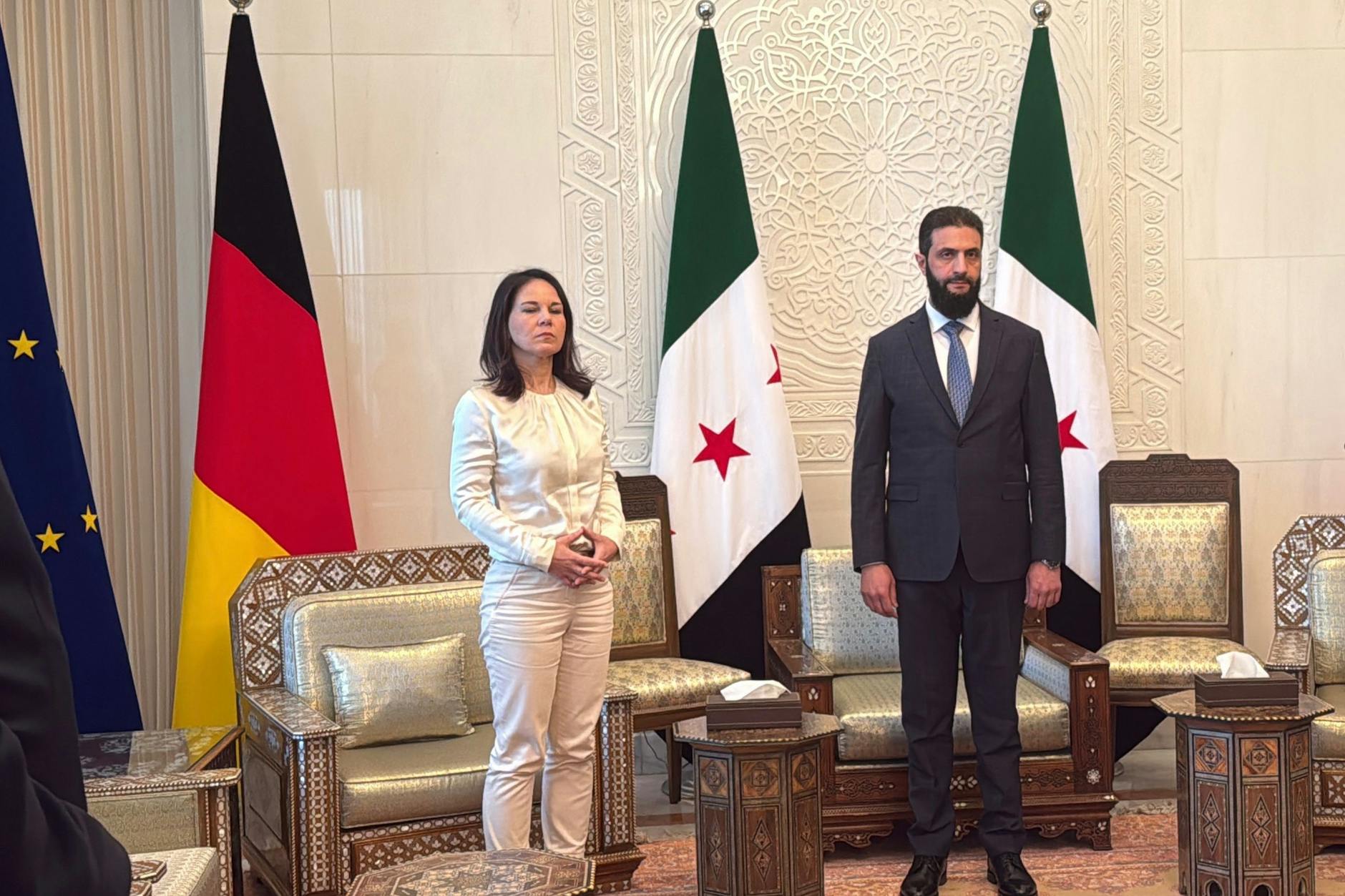 Damaskus: Außenministerin Annalena Baerbock trifft sich mit dem neuen syrischen Machthaber Ahmed al-Scharaa im Präsidentenpalast in Damaskus.