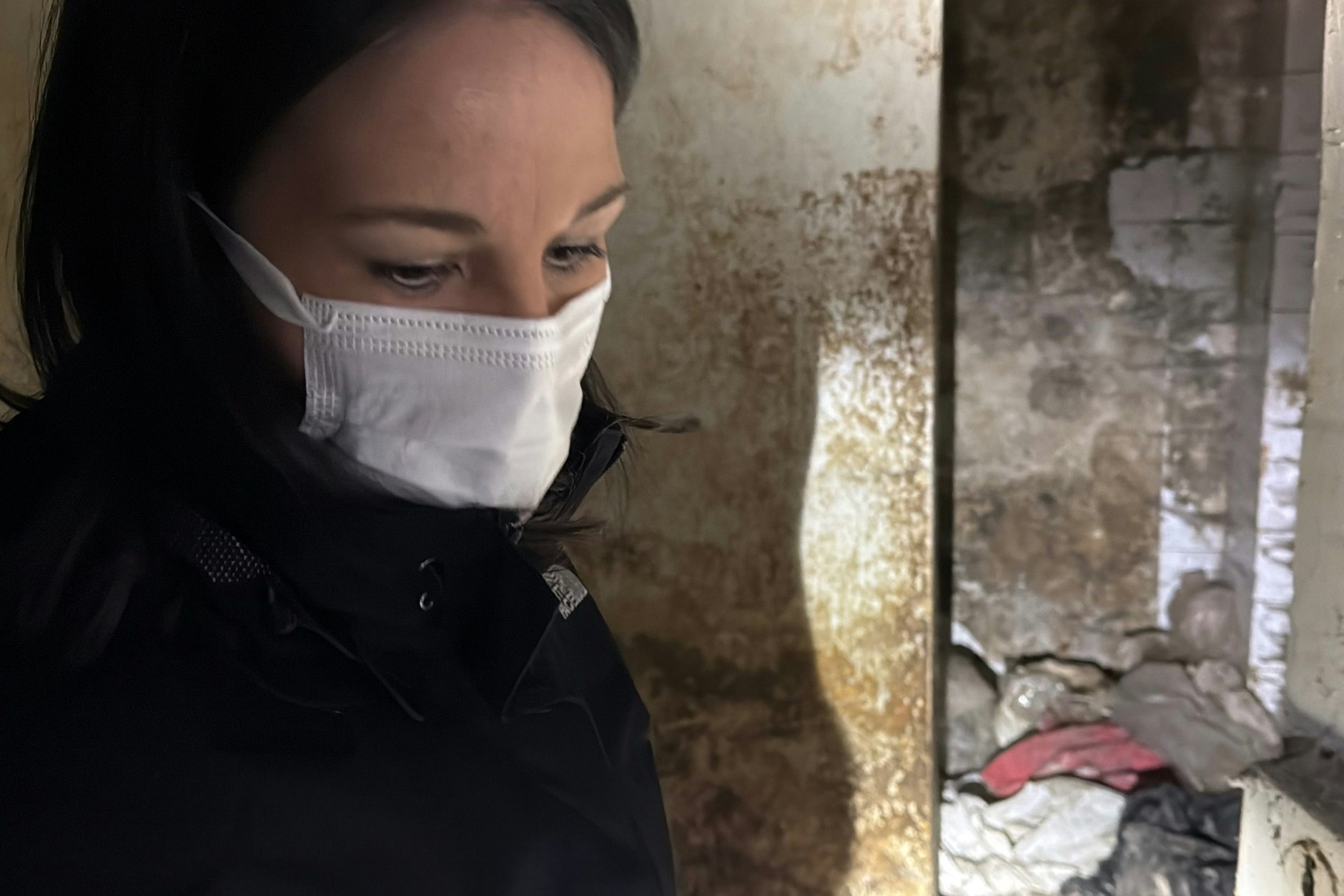 Außenministerin Annalena Baerbock hat rund vier Wochen nach dem Umsturz in Syrien das berüchtigte Foltergefängnis Saidnaja besichtigt.