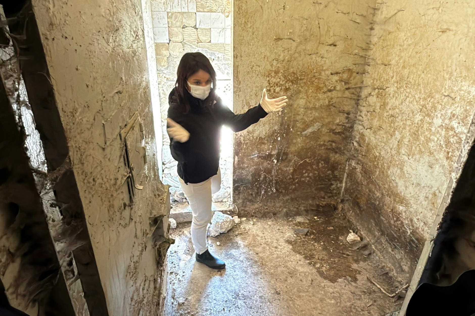 Außenministerin Annalena Baerbock hat rund vier Wochen nach dem Umsturz in Syrien das berüchtigte Foltergefängnis Saidnaja besichtigt.