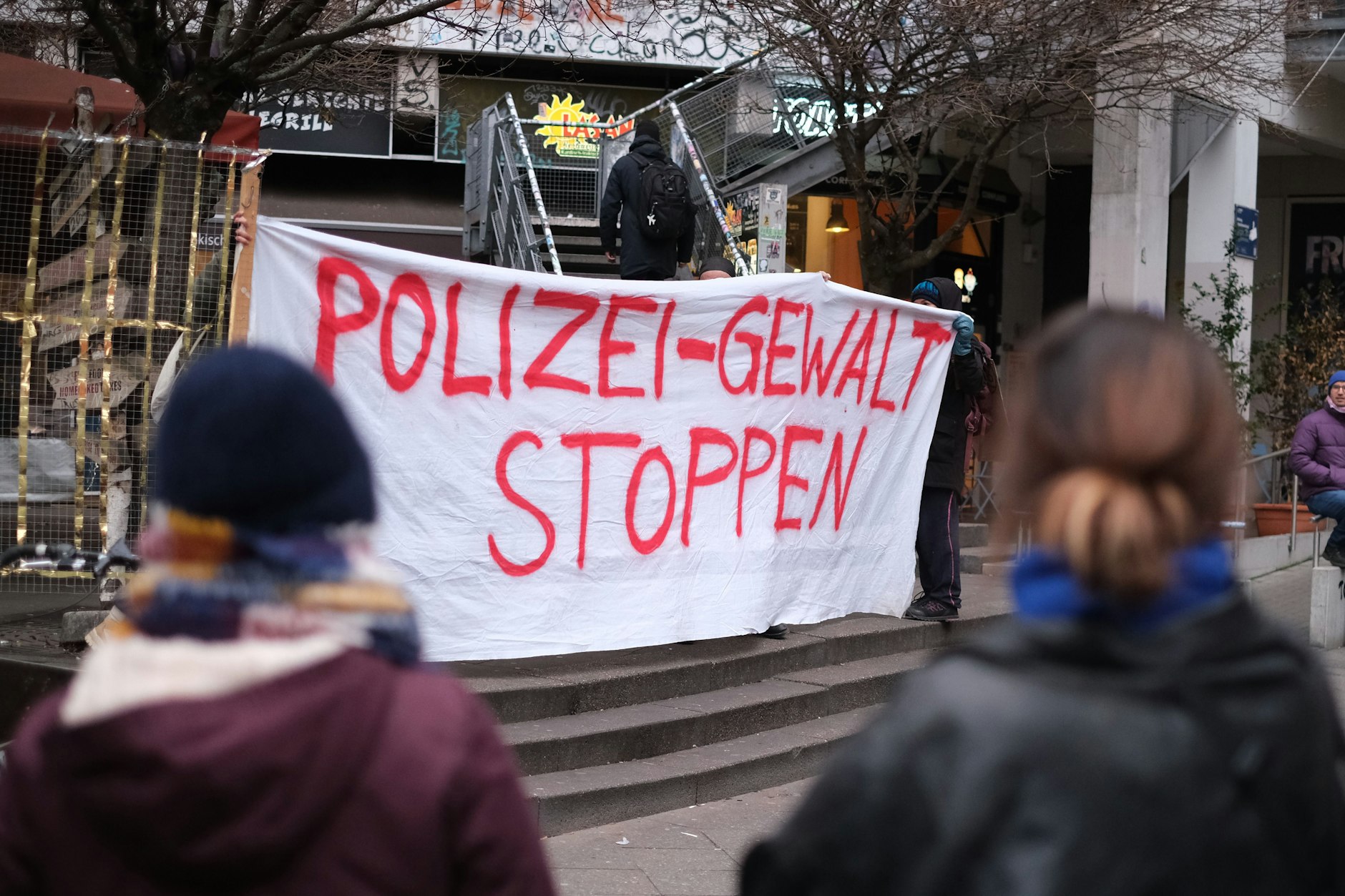 Demo gegen Polizeigewalt am Kottbusser Tor.