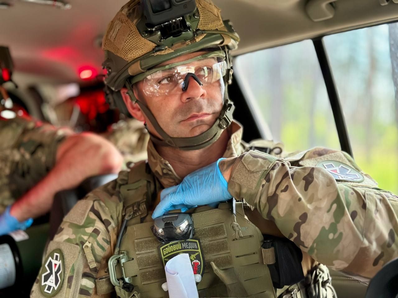 Deutscher Sanitäter im Ukraine-Krieg: So hart ist sein Fronteinsatz!