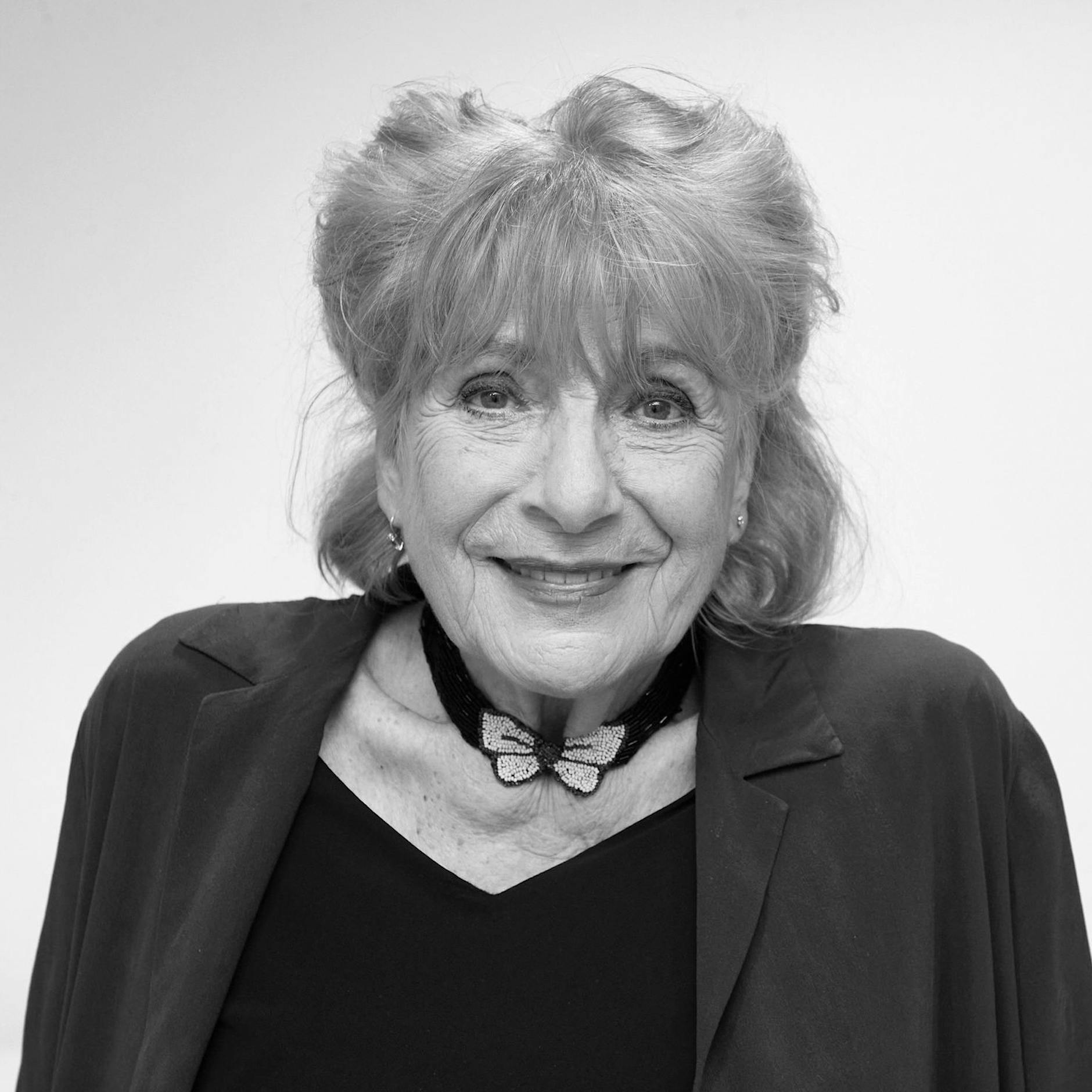 Rätselhafte Traueranzeige: Verwirrung um das Alter von Hannelore Hoger