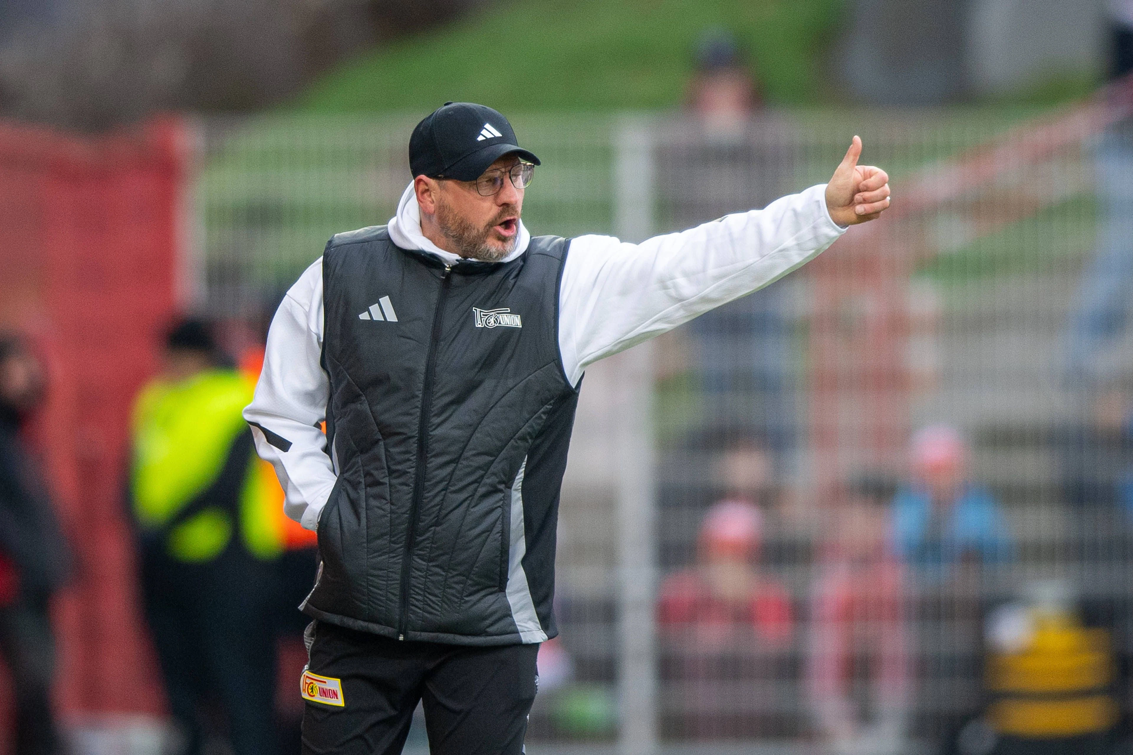 Steffen Baumgart war trotz der 1:2-Pleite gegen Kiel mit seiner Premiere an seinem Geburtstag als Cheftrainer des 1. FC Union einverstanden.