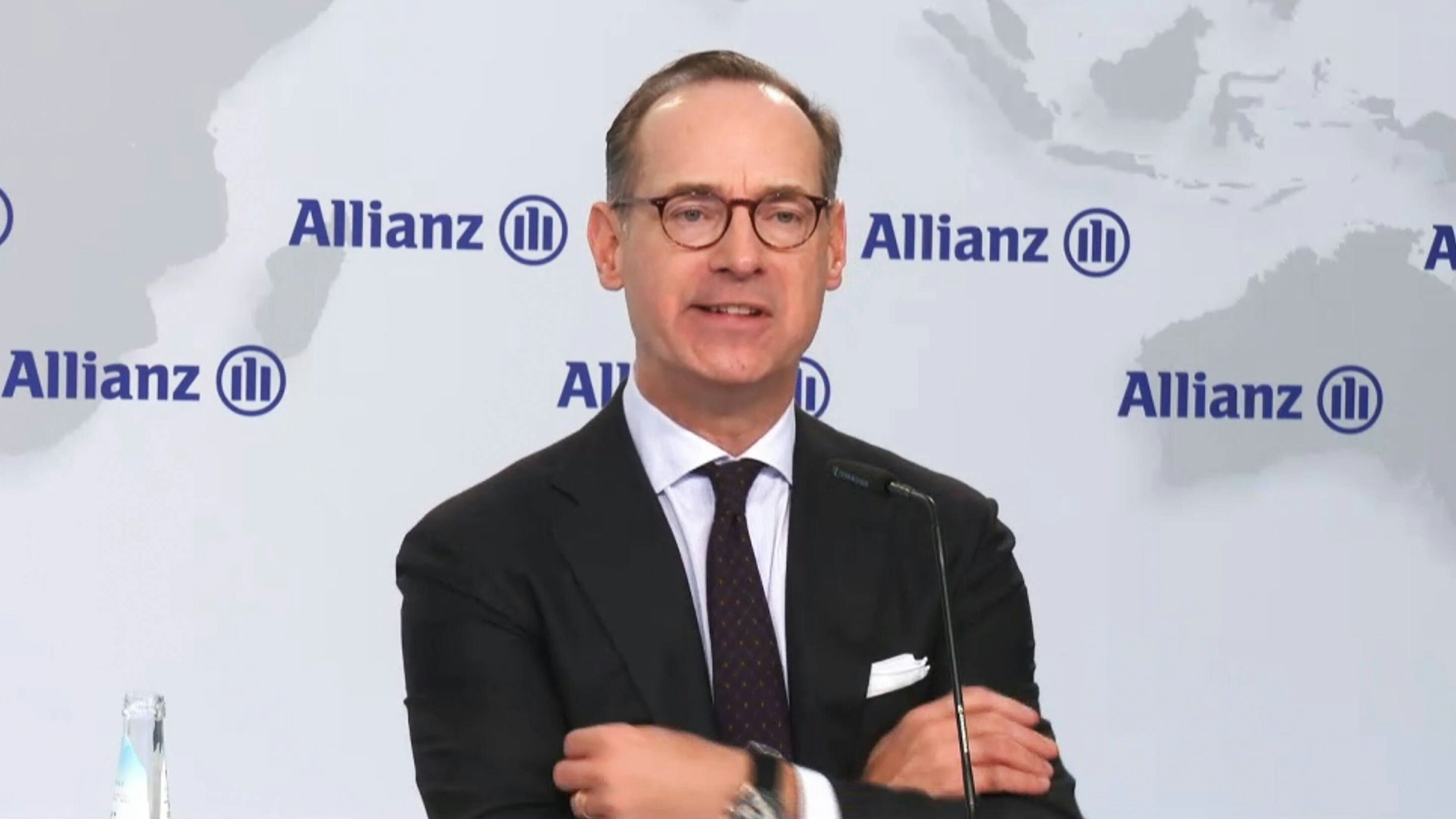 Allianz-Chef Oliver Bäte fordert einen Karenztag für Kranke.