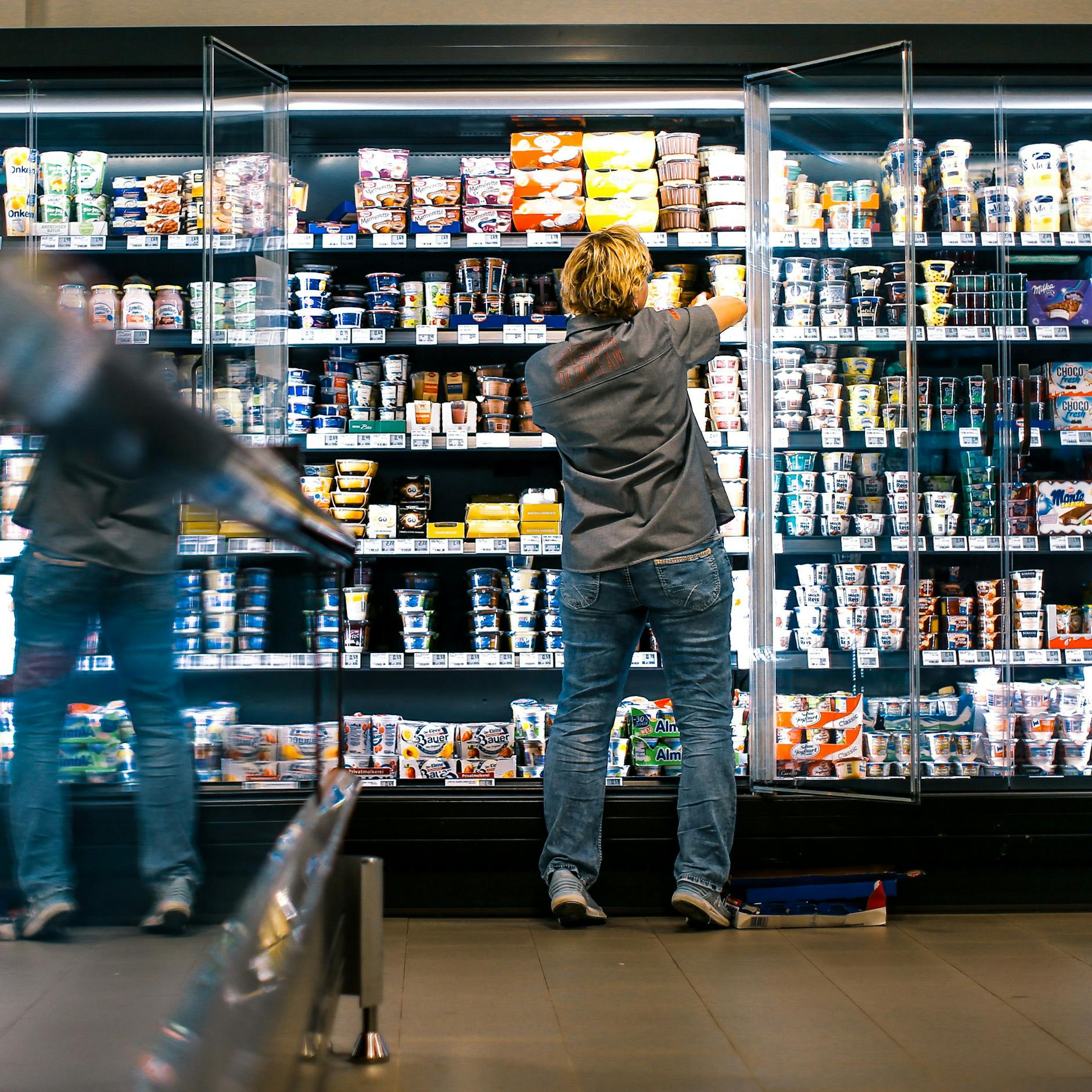 Image - Preisschock bei Rewe zum Jahresanfang: 20 Prozent auf Nüsse trotz geringer Inflation
