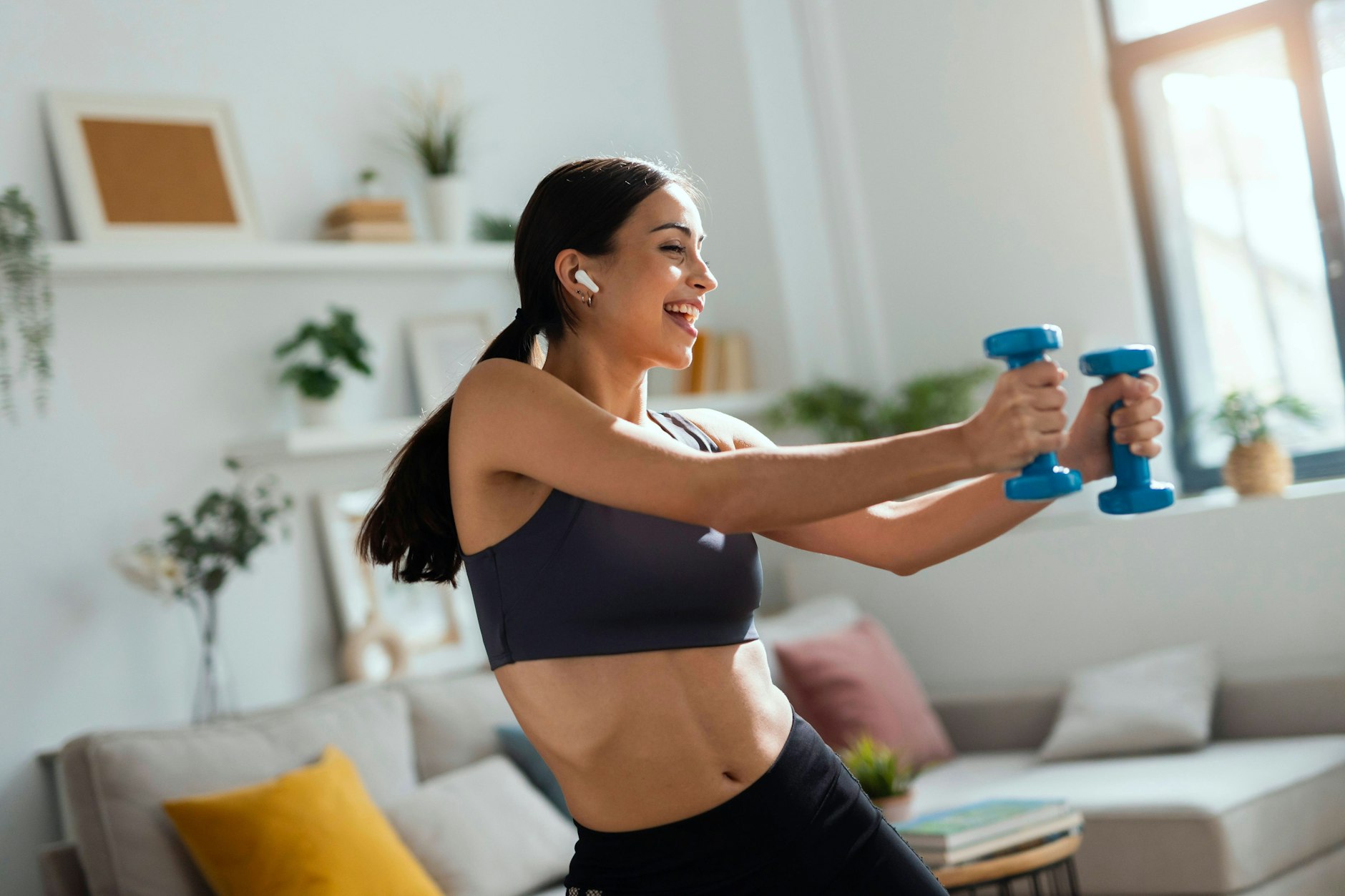 Waage, was bringt der Februar? Ein Blick ins Horoskop verrät's.