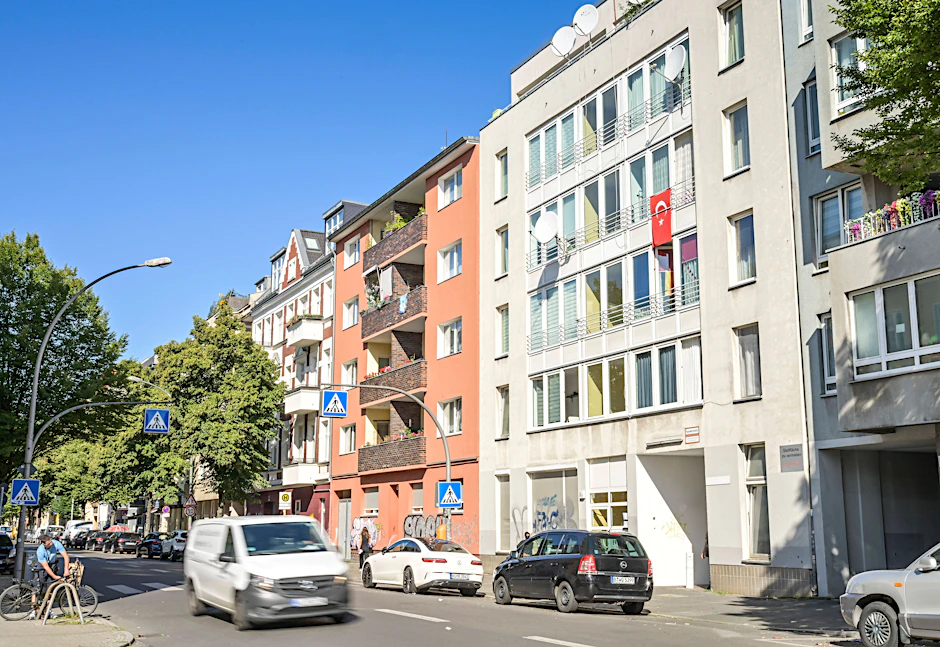 Silbersteinstraße in Neukölln: Der Bezirk plant, störende Einrichtungen rund um die Juliusstraße zu verbieten.