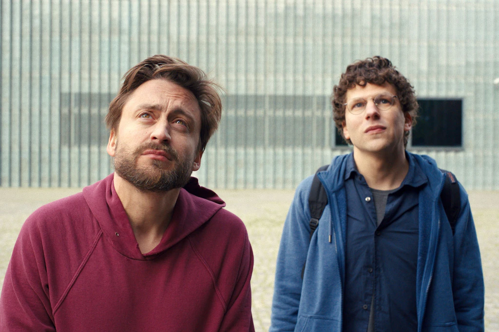 Jesse Eisenberg'in yazdığı ve başrol oynadığı drama şimdi sinemada – inceleme