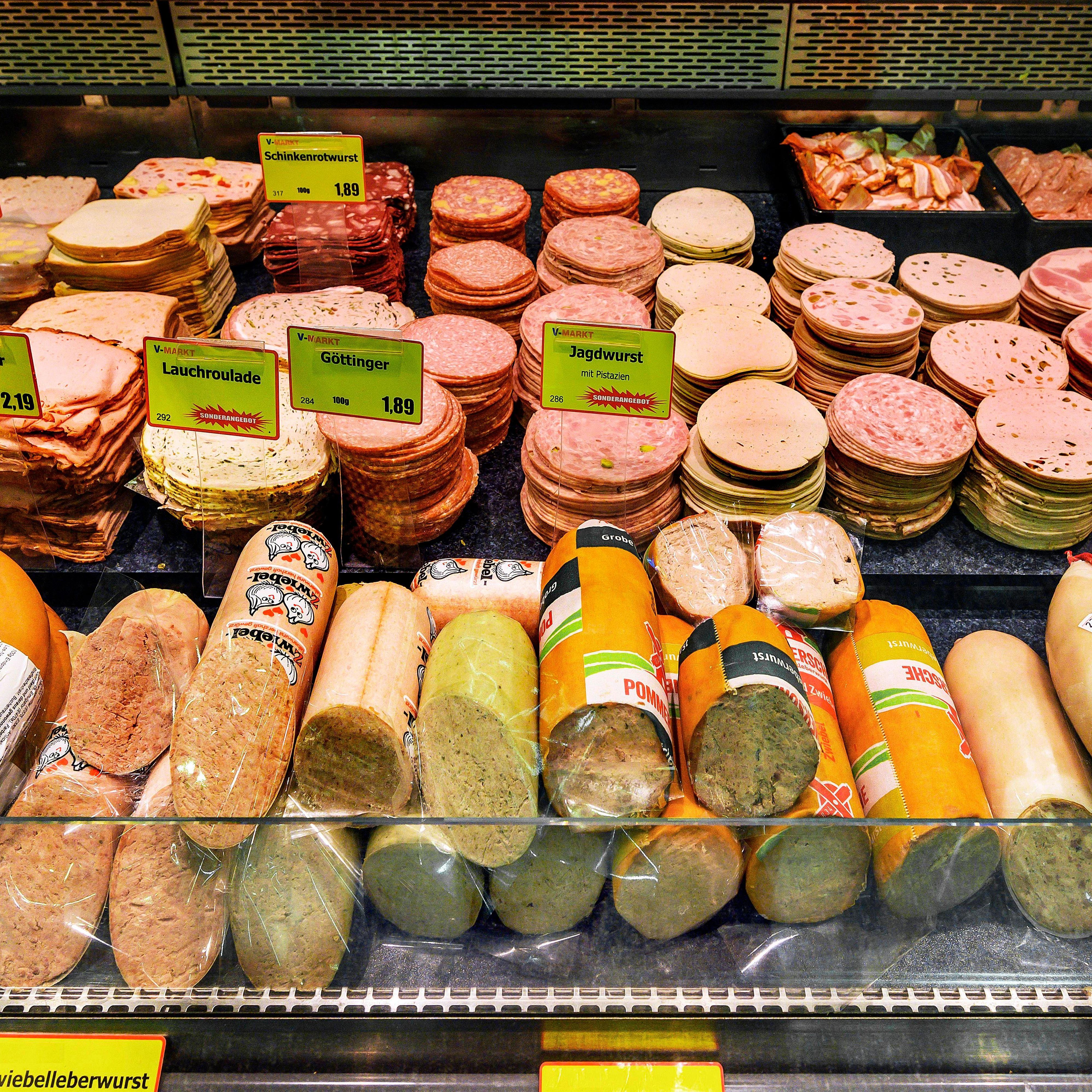 Wurst, die an der Frischetheke gekauft wurde, hat in der Regel kein Mindesthaltbarkeitsdatum.