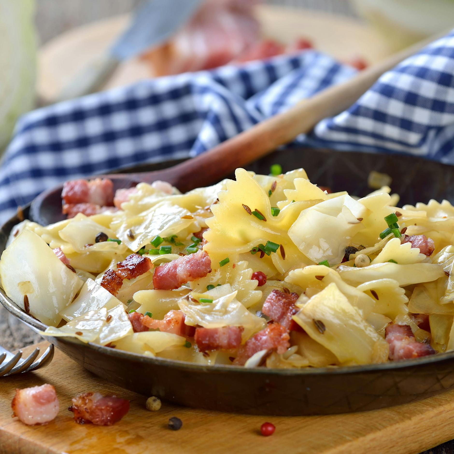 Rezept für Krautfleckerl – Nudeln mit Weißkohl wie in Österreich