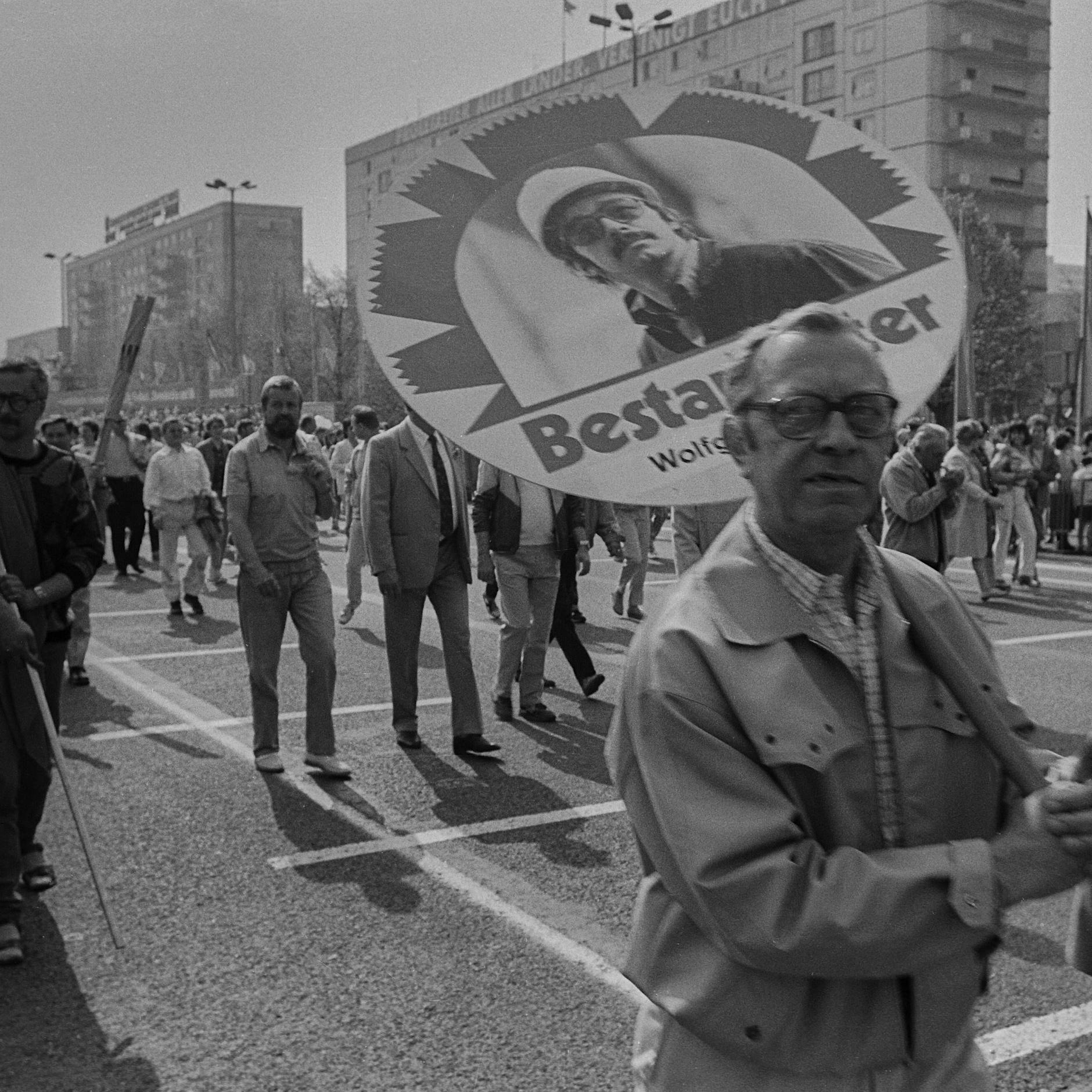 Man will uns Feiertage wegnehmen – das ist ja wie in der DDR!