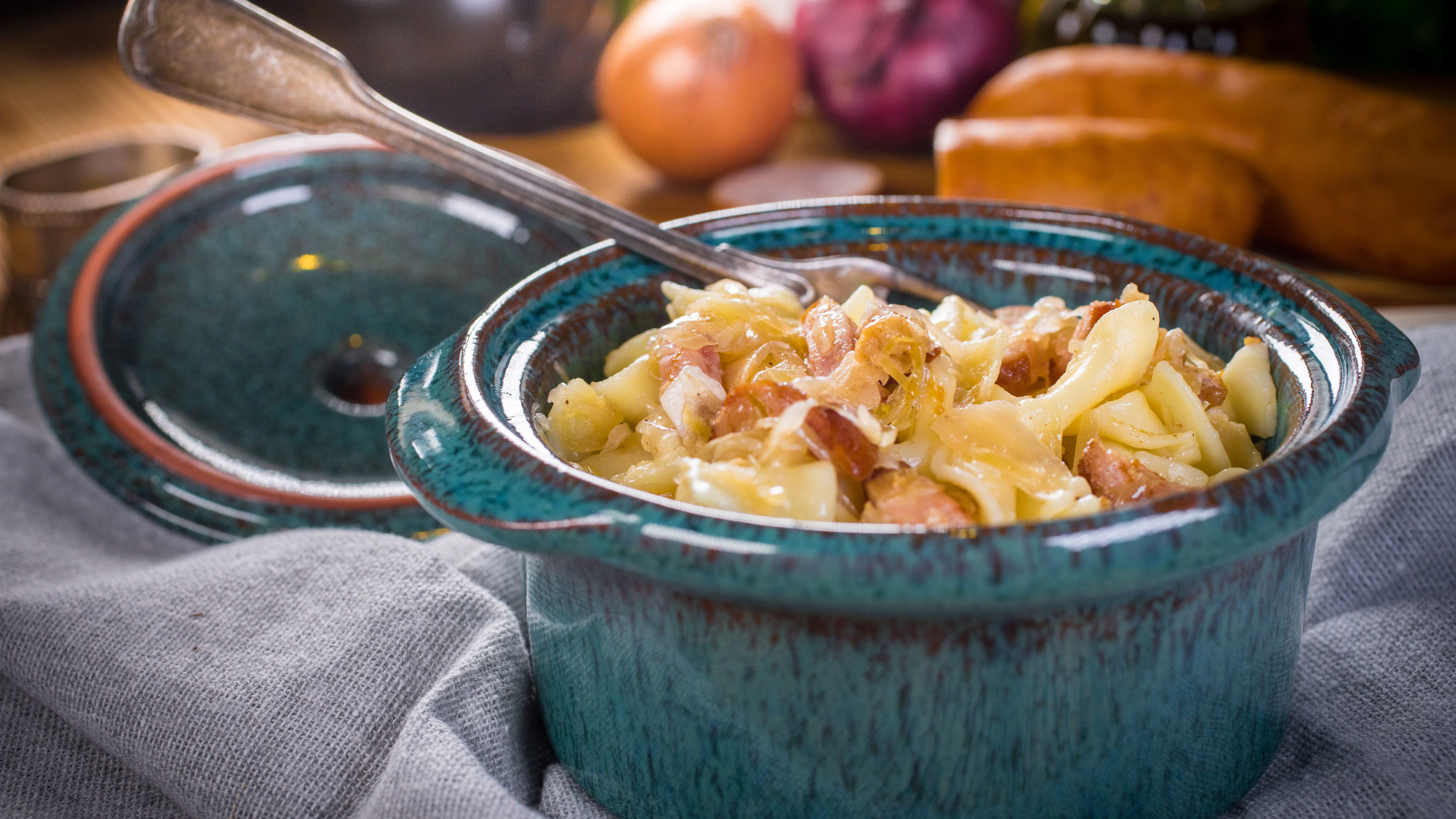 Pasta, Kraut und Speck – was braucht es mehr für eine willkommenen Winter-Mahlzeit?