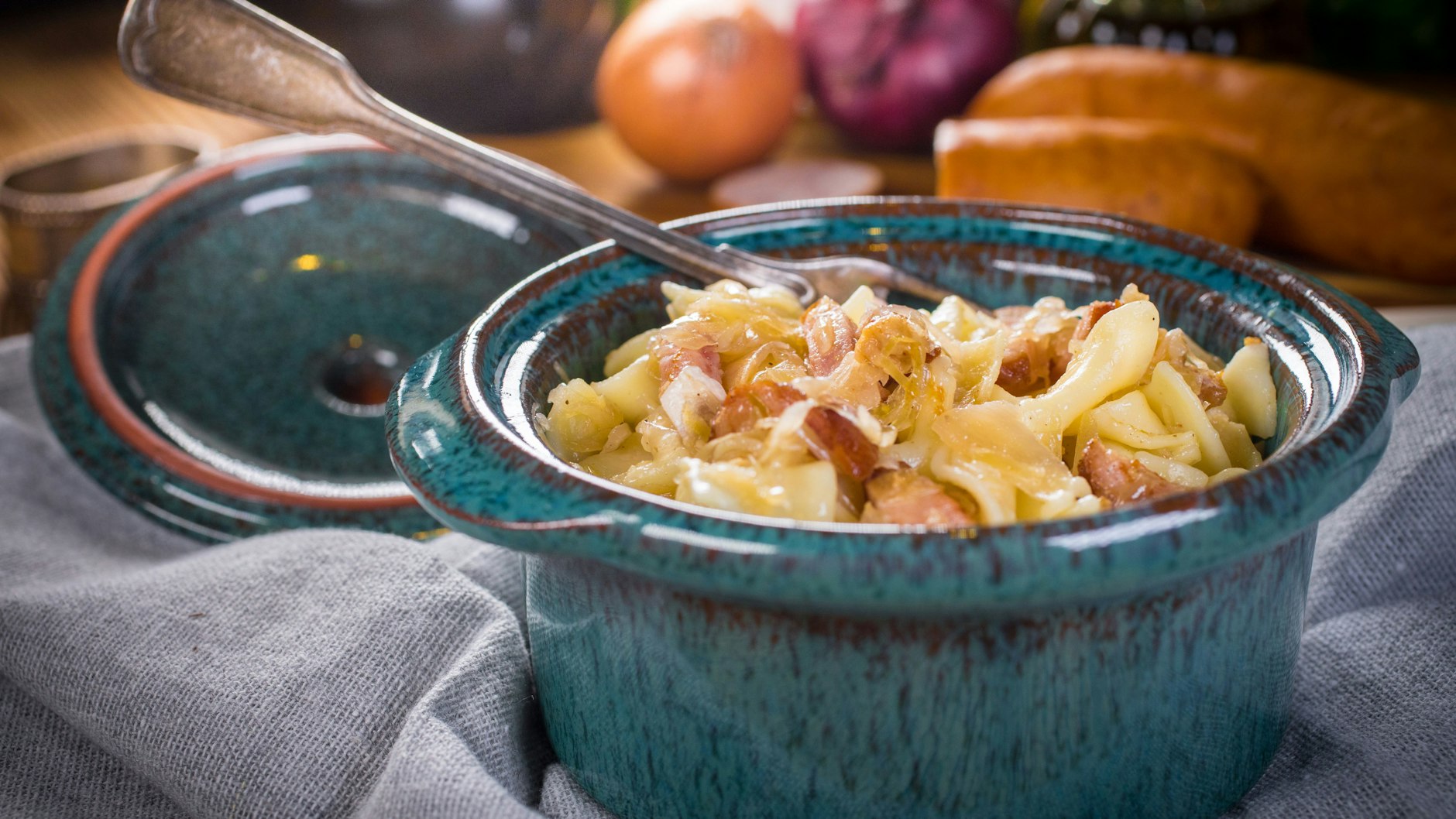 Pasta, Kraut und Speck – was braucht es mehr für eine willkommenen Winter-Mahlzeit?