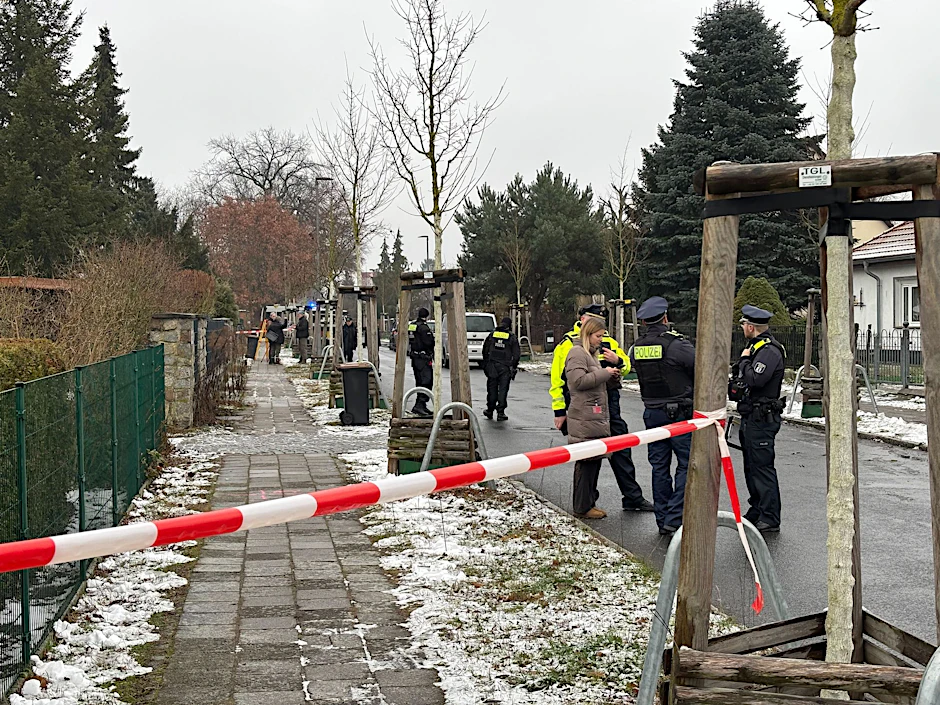 Hier schossen die Polizisten auf einen Messer-Mann.