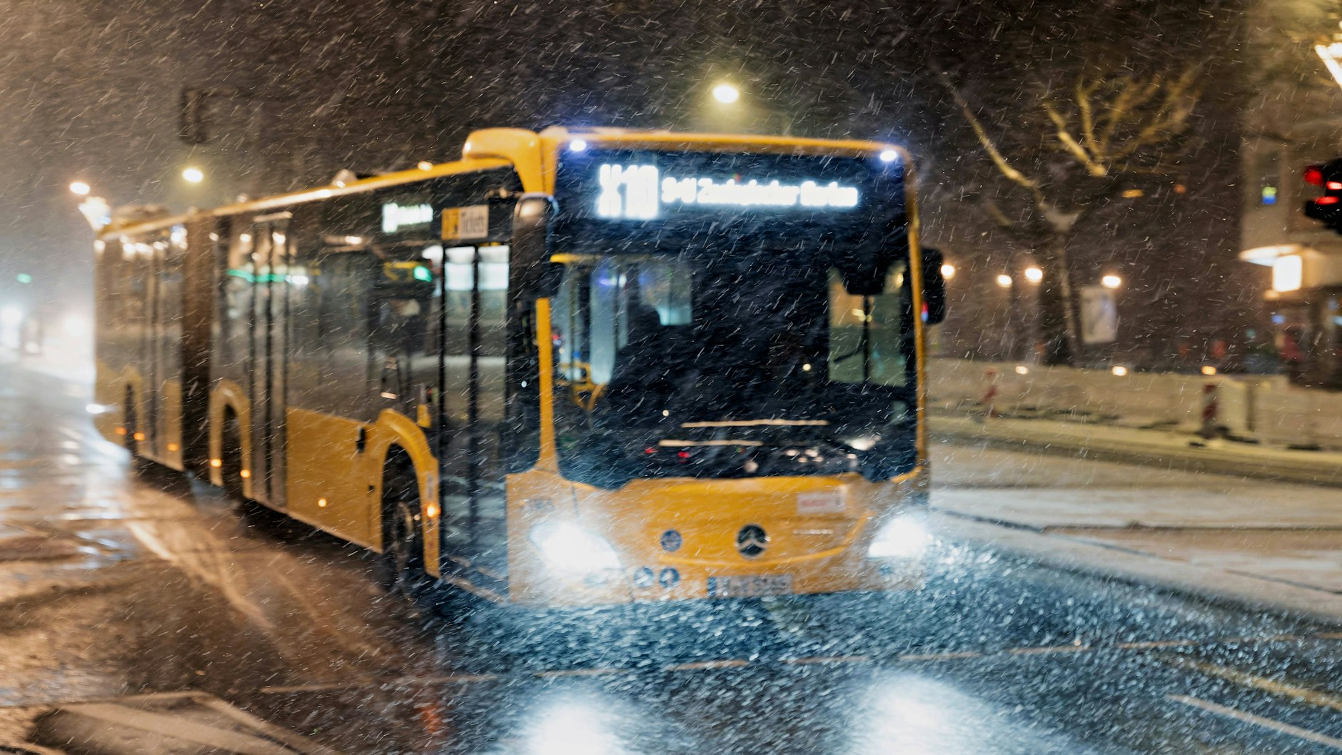 Schüler, Arbeitnehmer und Pendler müssen sich womöglich mitten im Winter auf BVG-Streiks einstellen.