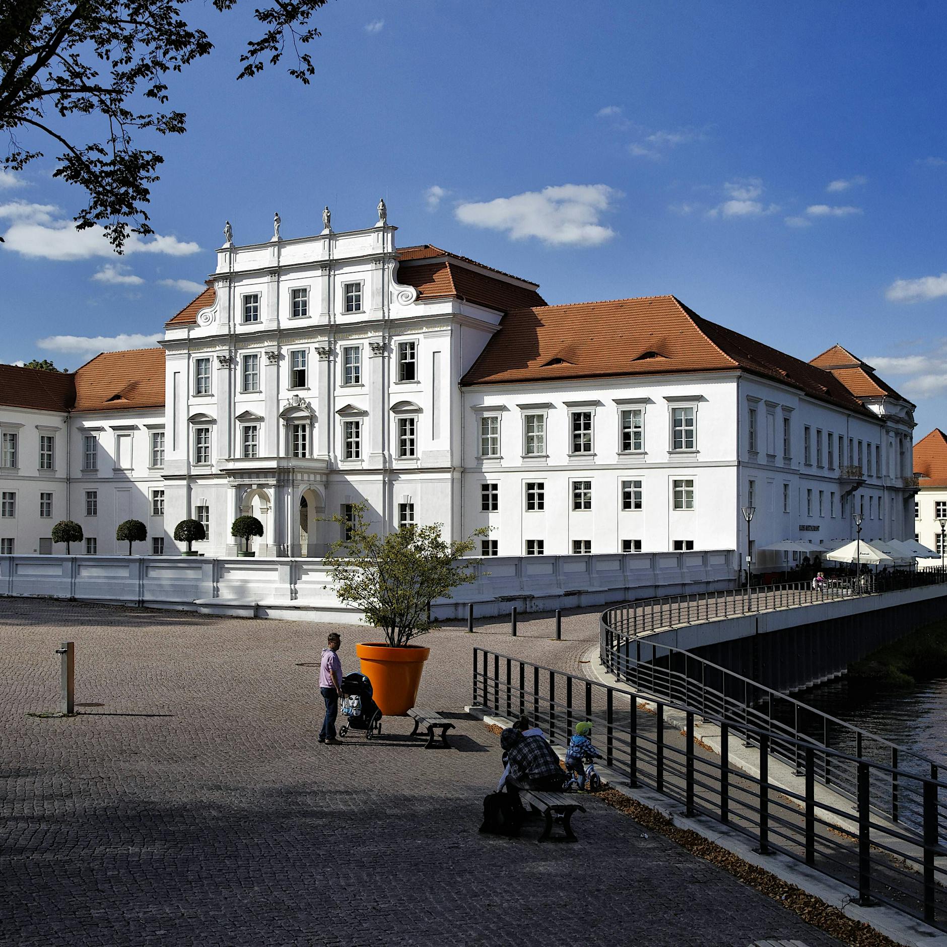Schlossmuseum Oranienburg: Speed-Dating für lesbische Frauen