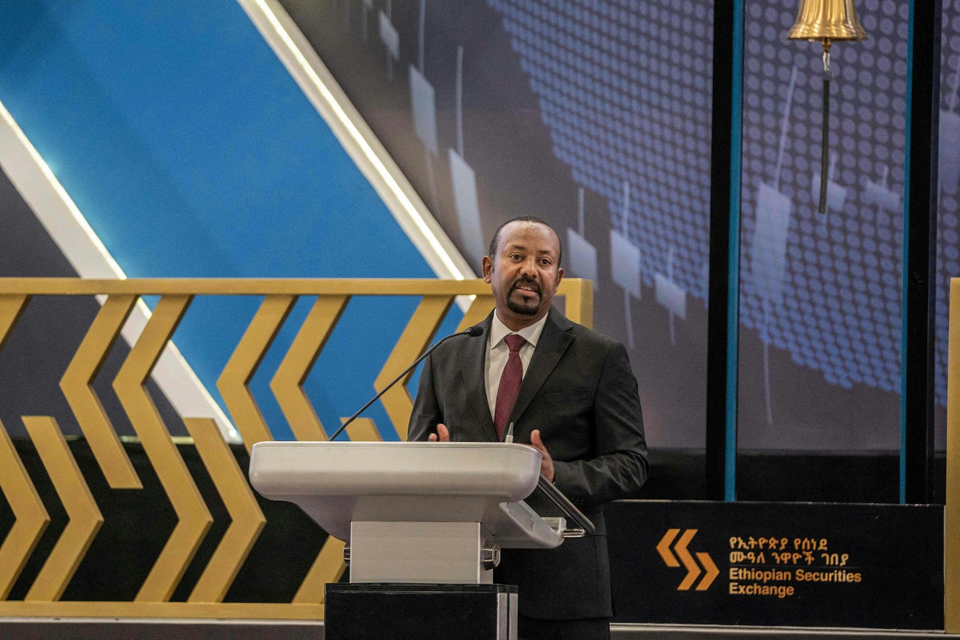 Der äthiopische Premierminister Abiy Ahmed spricht während der Eröffnung der äthiopischen Wertpapierbörse in Addis Abeba.