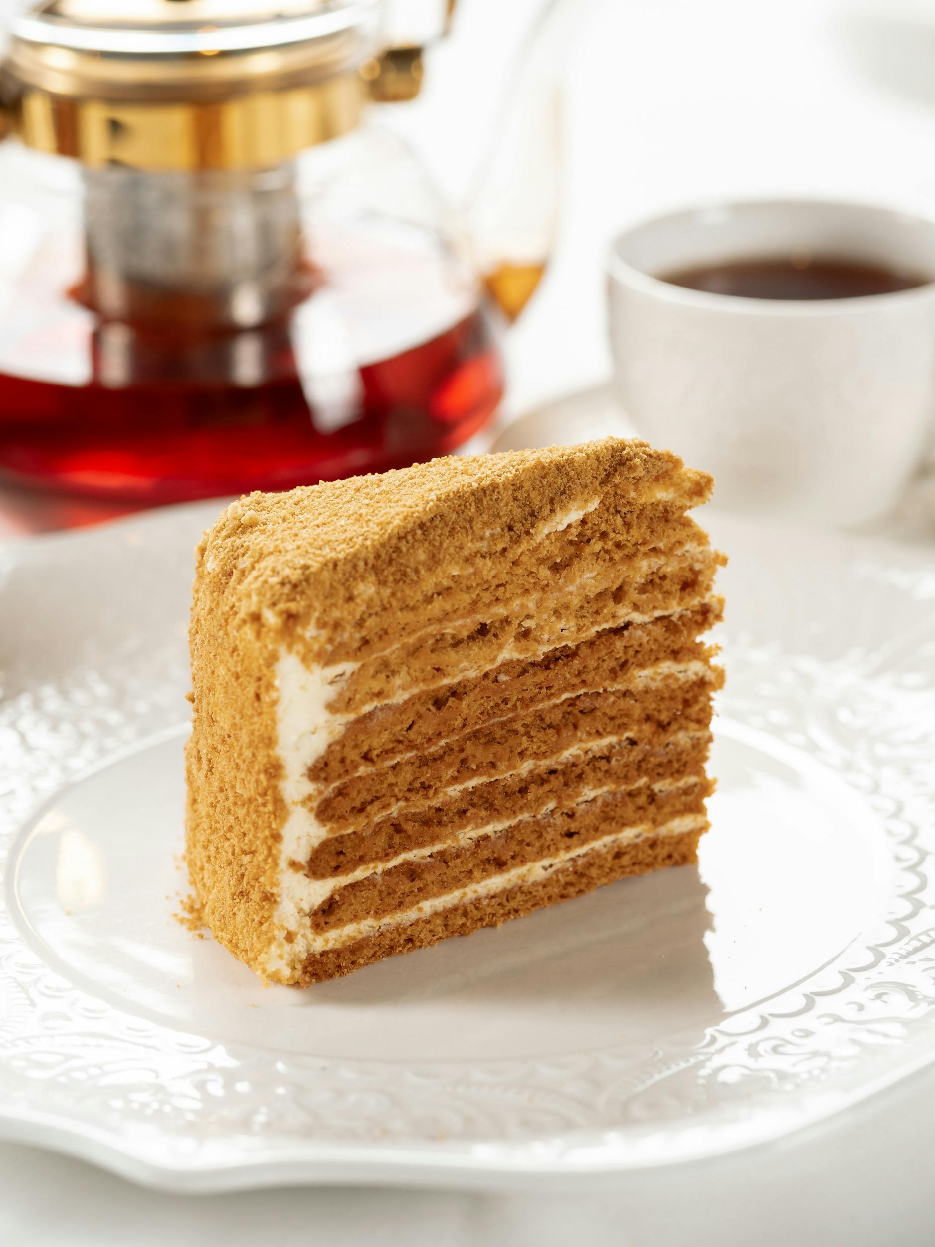 Omas Medovik - den Honigkuchen aus Russland müssen Sie probieren!