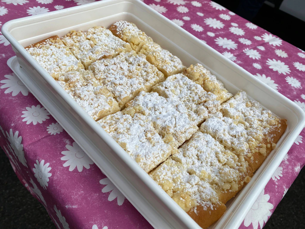 Rezept wie vom DDR-Bäcker: So backen Sie Puddingkuchen mit Streuseln!
