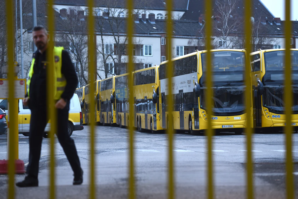 Çarşamba gününden itibaren Berlin'de otobüs ve tren seferlerinin durma tehlikesi var