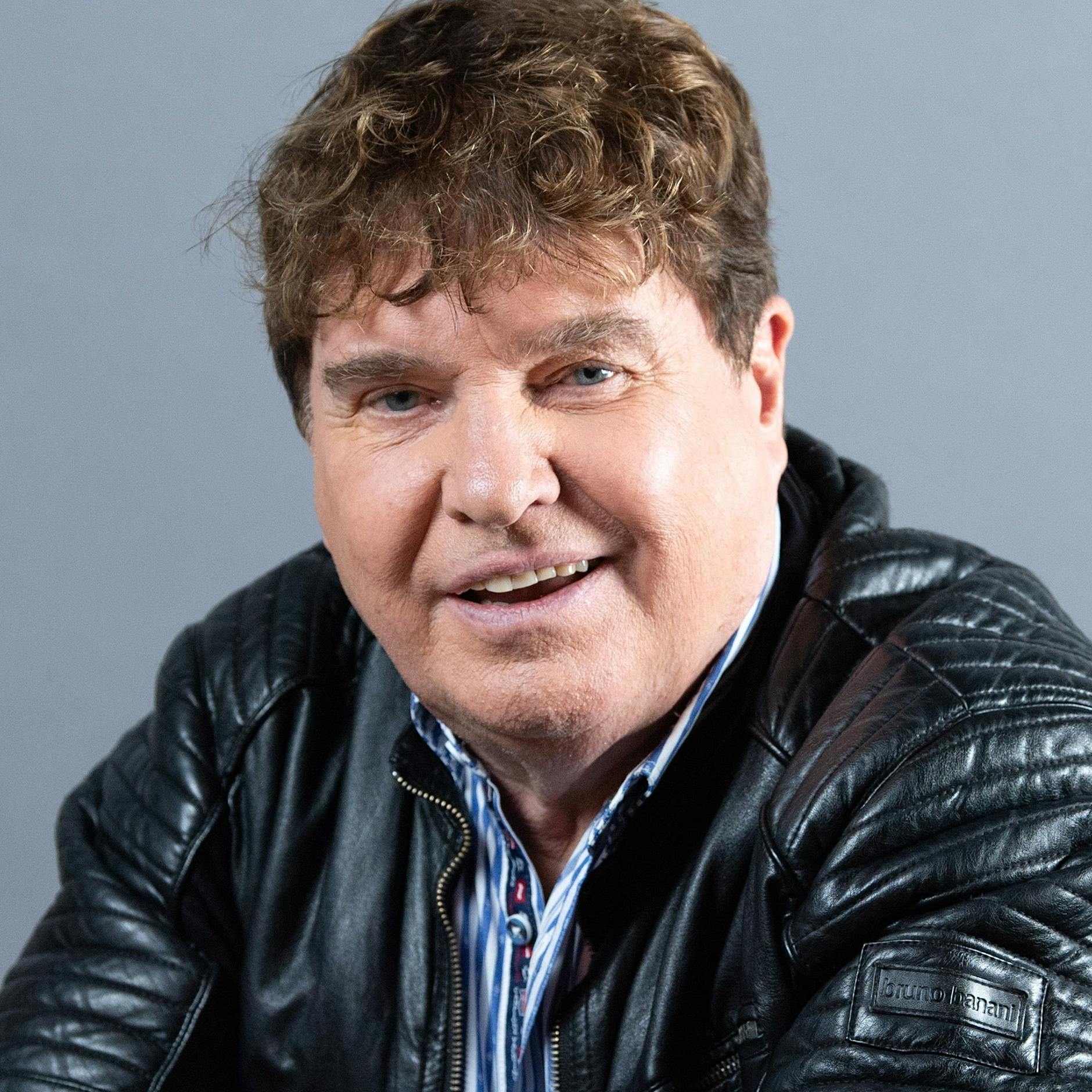 Schlager-Hammer: DDR-Star Frank Schöbel für Lebenswerk geehrt!