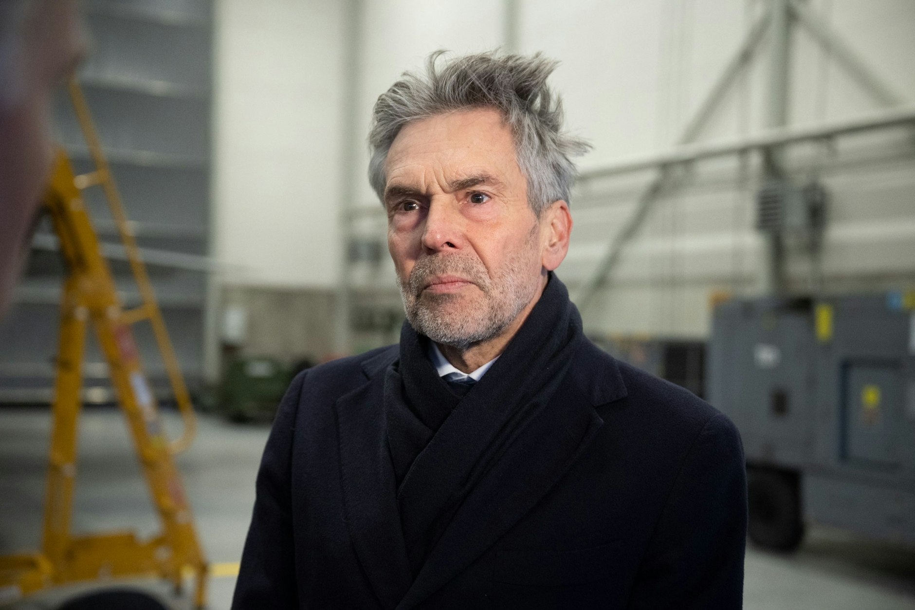 Der niederländische Ministerpräsident Dick Schoof hat einen Aufruf, sich von X und Facebook zu trennen, zurückgewiesen.