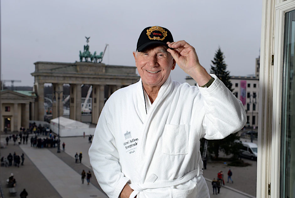 Prinz Frederic von Anhalt vor Jahren bei einem Fotoshooting im Berliner Hotel Adlon.