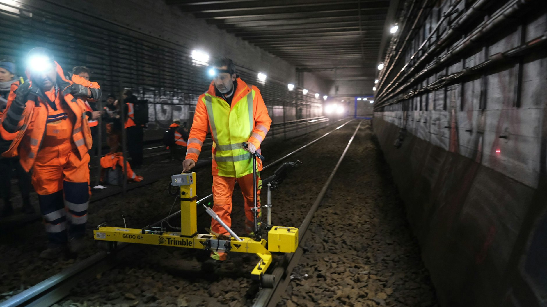 Im Berliner Nord-Süd-Tunnel wird mal wieder für die S-Bahn gebaut.
