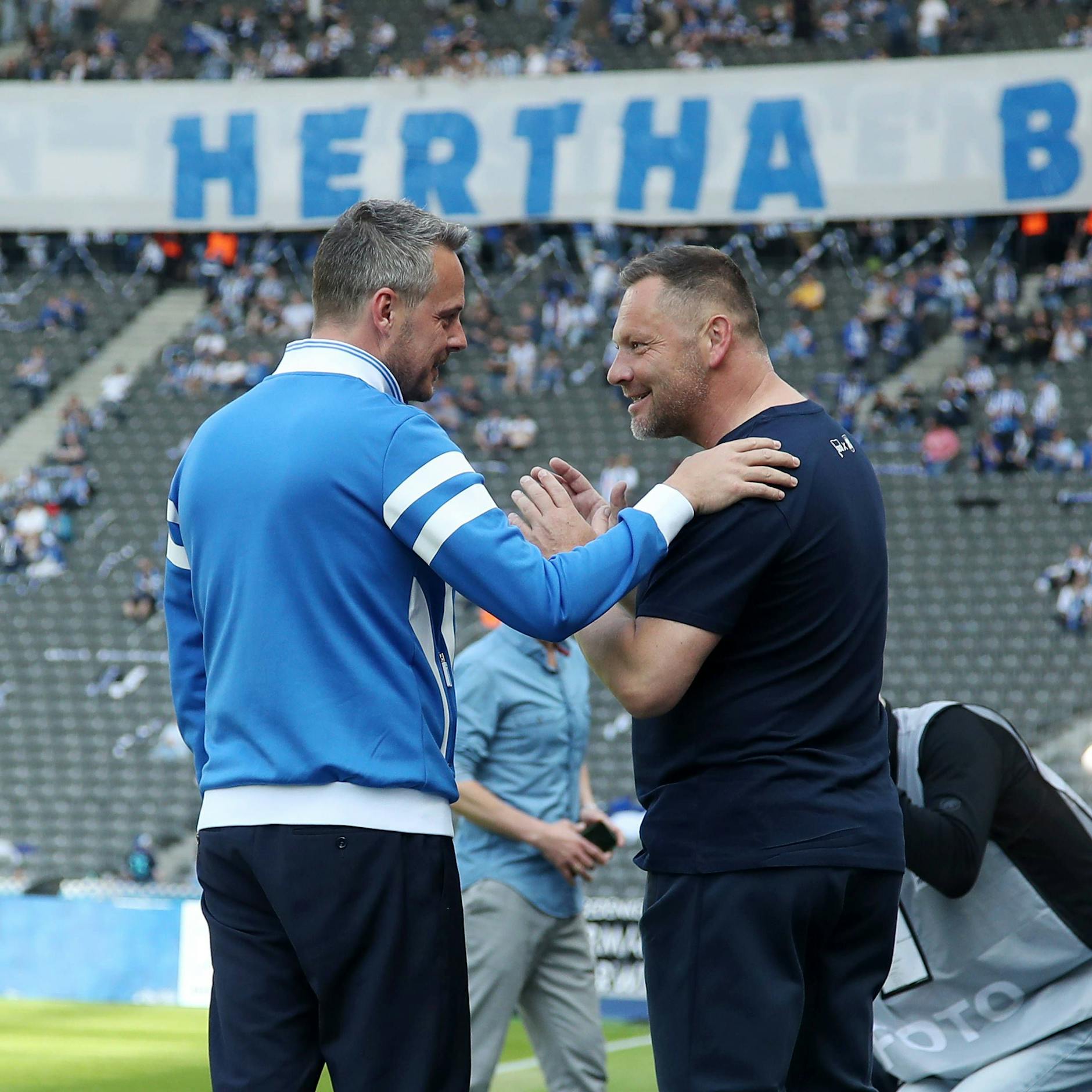 Kay Bernstein und Ex-Trainer Pal Dardai zogen den Hertha-Karren vergangene Saison aus dem Schlamassel.