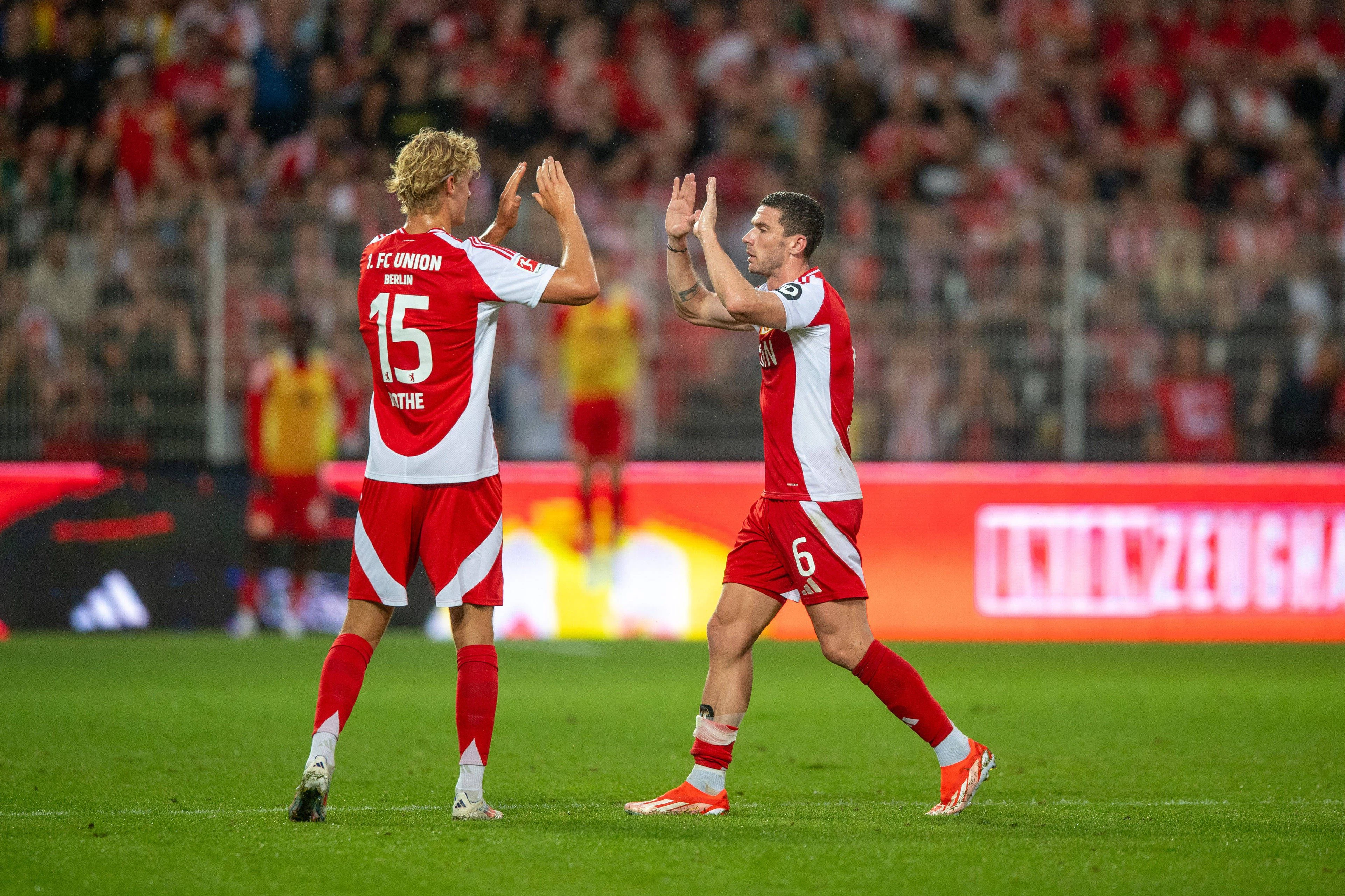 In der Vorbereitung standen Rothe und Gosens gemeinsam für den 1. FC Union auf dem Platz. Danach wechselte Gosens per Blitztransfer nach Italien zurück.