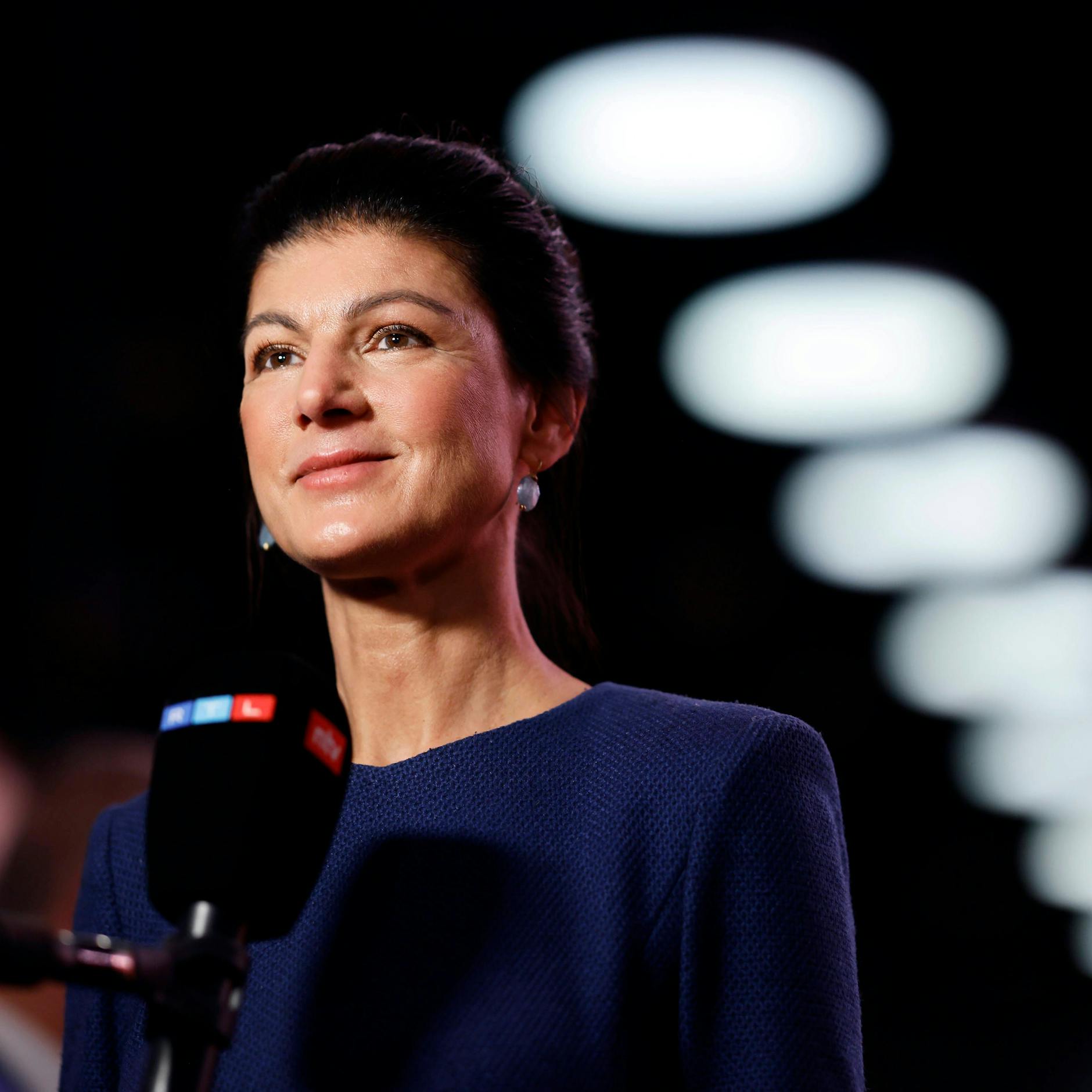 Image - Frontalangriff auf „Elon-Musk-Verehrer“ der AfD: So lief der Wagenknecht-Parteitag in Bonn