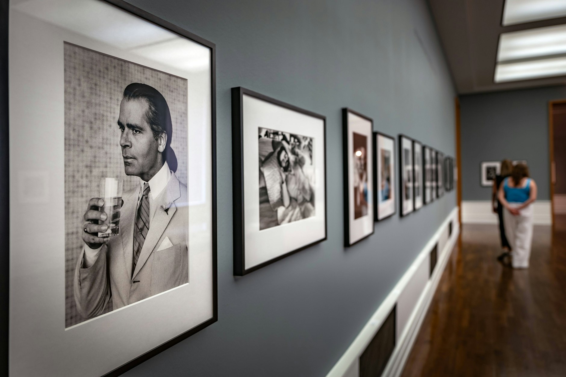 Die Fotosammlung des Museums Europäischer Kulturen (MEK) muss für den Umzug nach Treptow-Köpenick besonders vorbereitet werden.