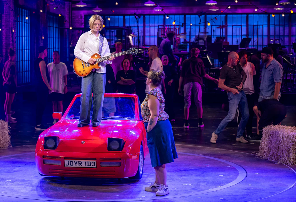 Kennen Sie „Joyride the Musical“? DIESES Pop-Duo steuert die Musik bei