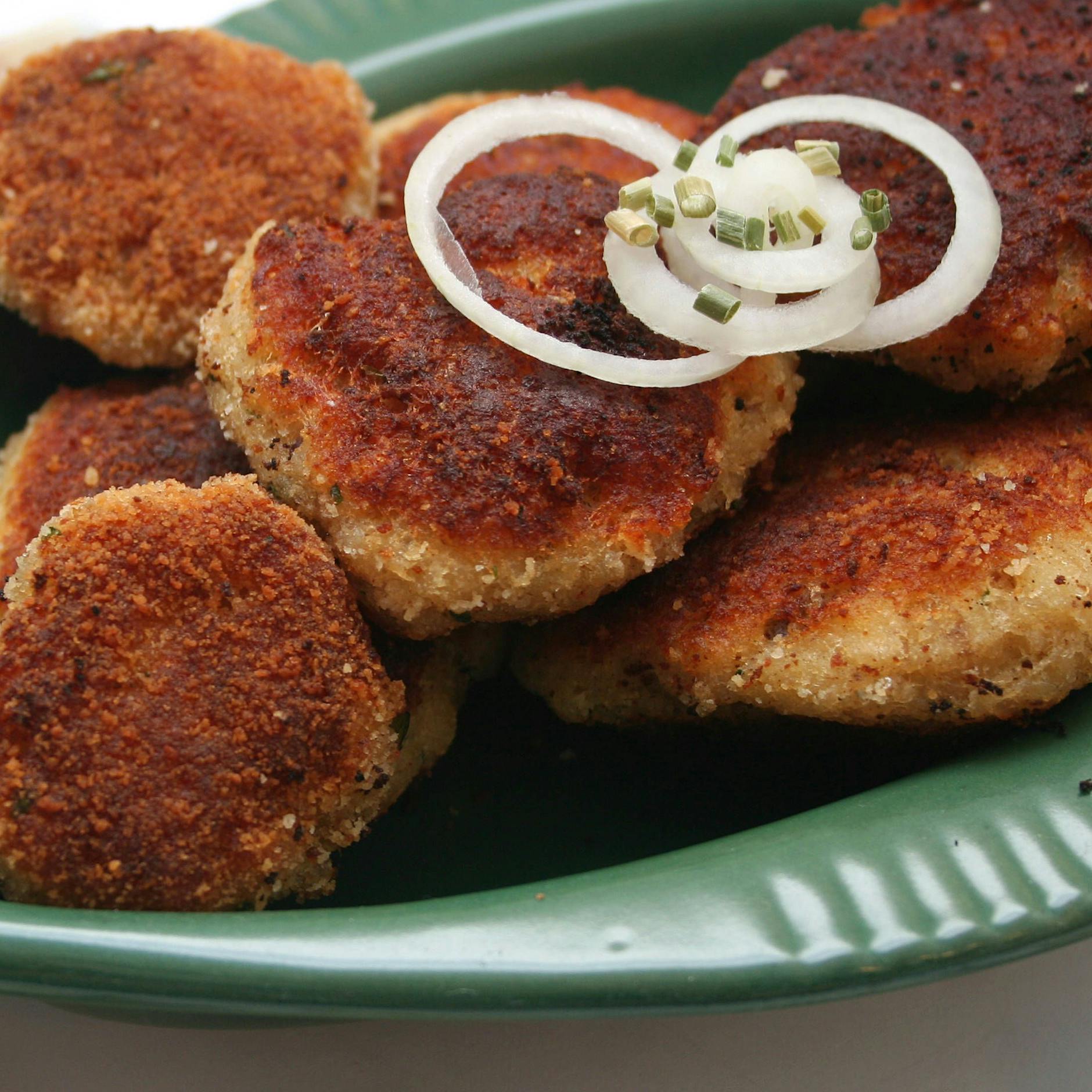 Rezept für Rostocker Fischbouletten: Omas beste Frikadellen mit Fisch!