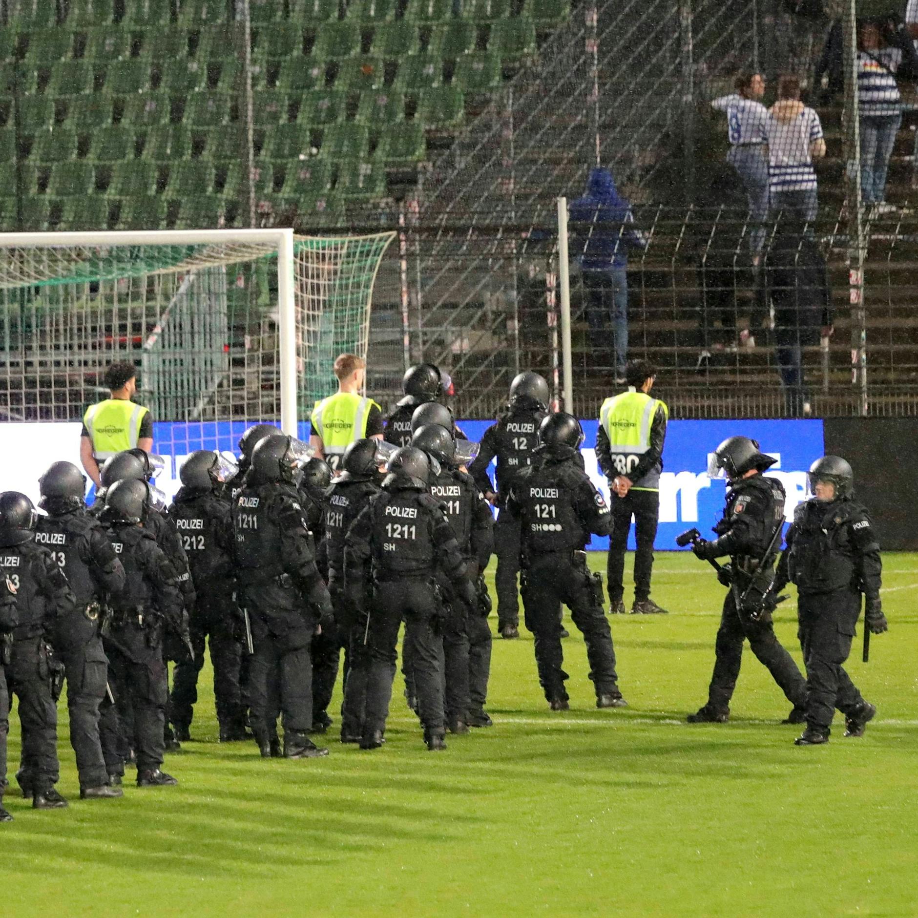 Image - DFL-Urteil zu Hochrisiko-Fußball: Bundesverfassungsgericht macht Veranstalter zum Verursacher