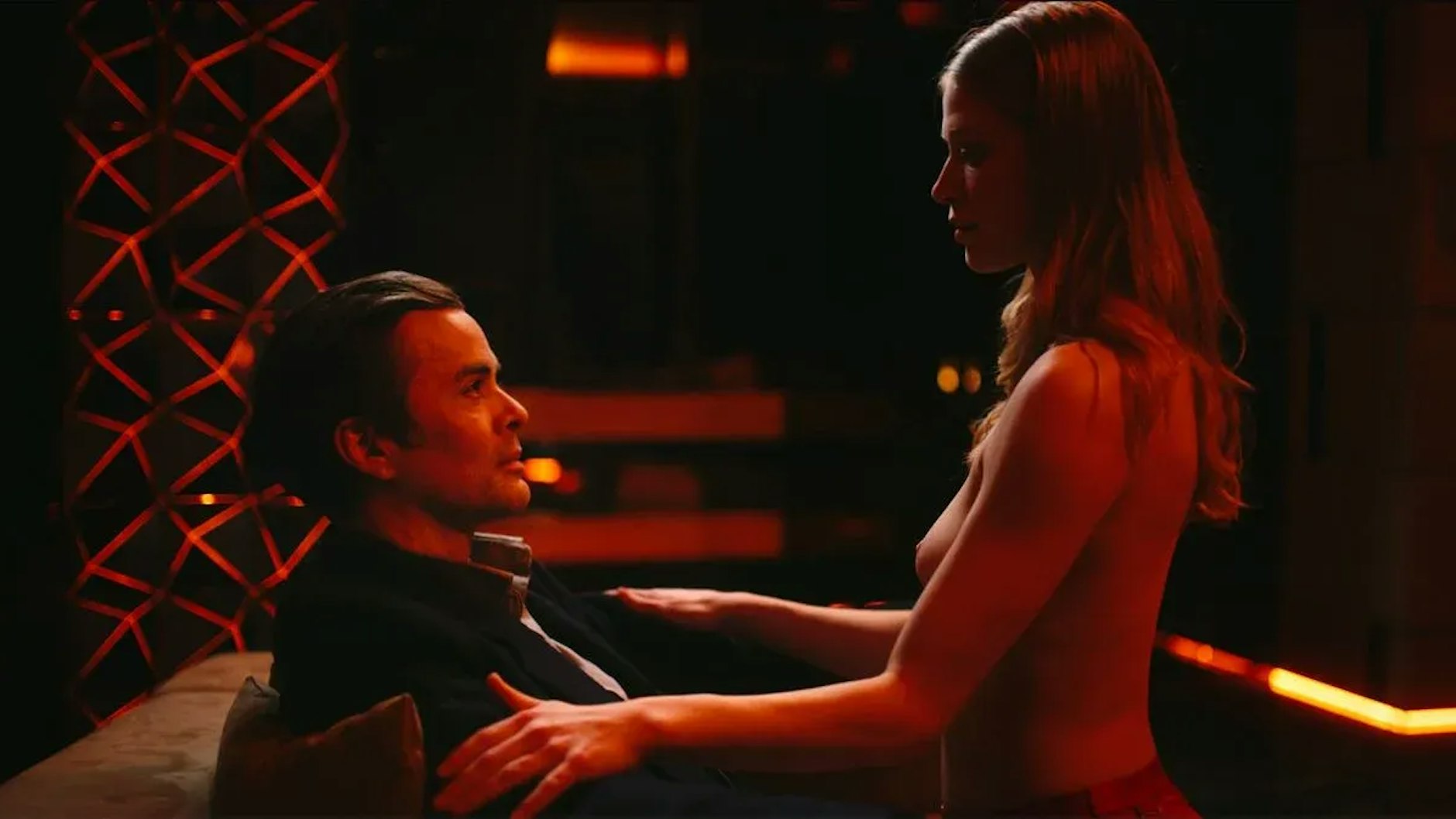 Szene aus dem Film „Traumnovelle“ mit Nora Islei und Nikolai Kinski.