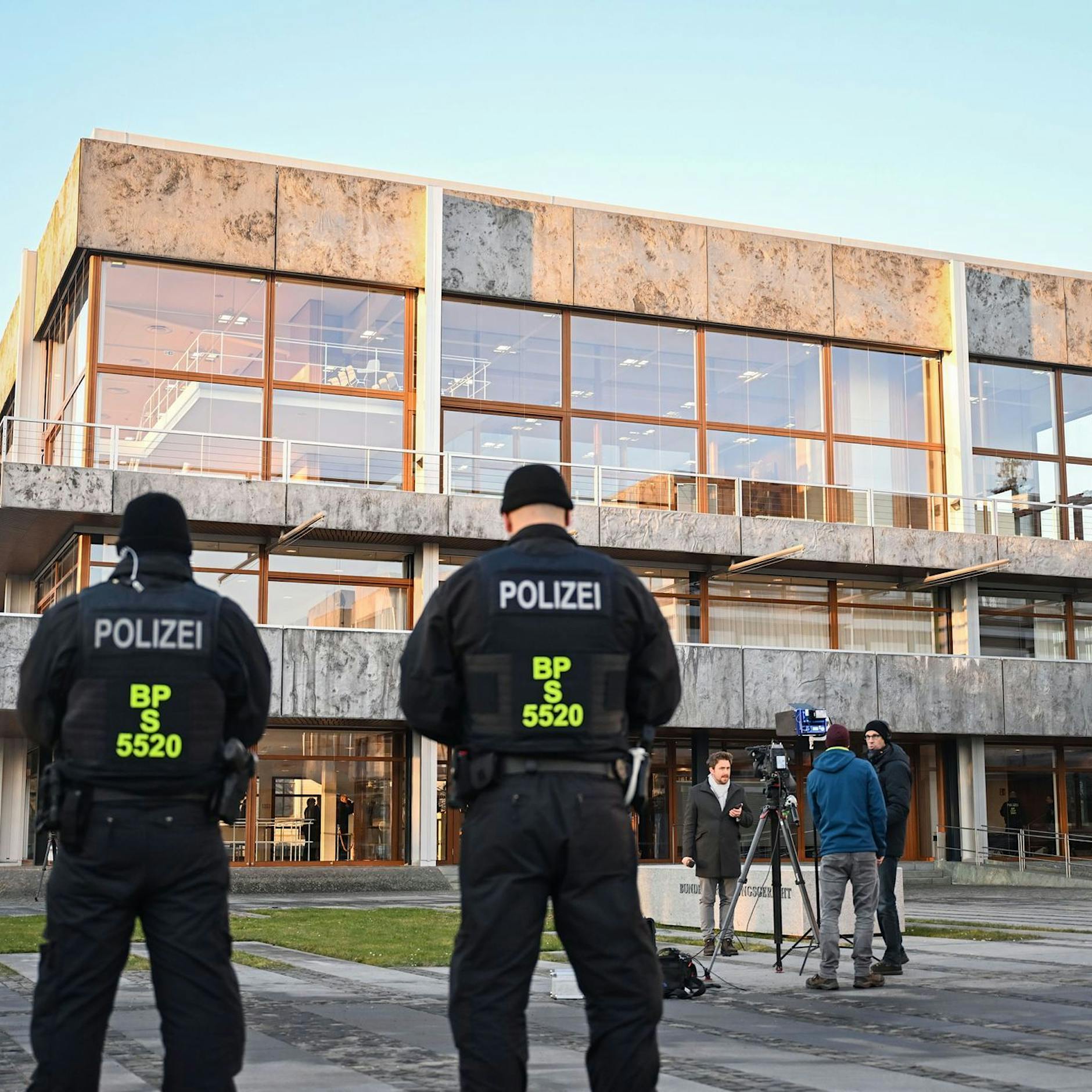 Polizeigebühren: Bundesligavereine sollen für Hochrisikospiele zahlen