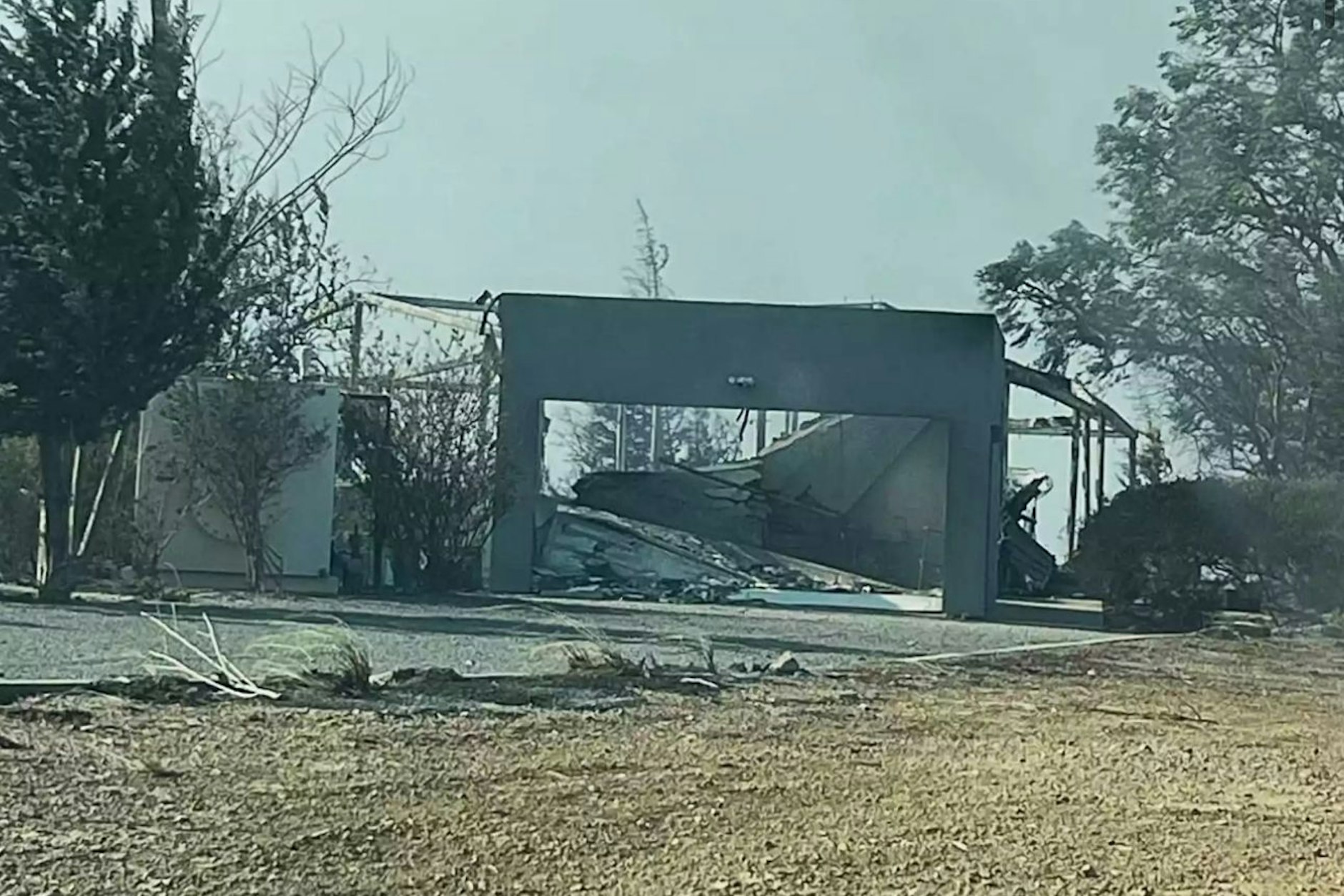 Reporterin Zohreen Shah wurde während der Berichterstattung Zeugin, wie ihr eigenes Haus niederbrannte.