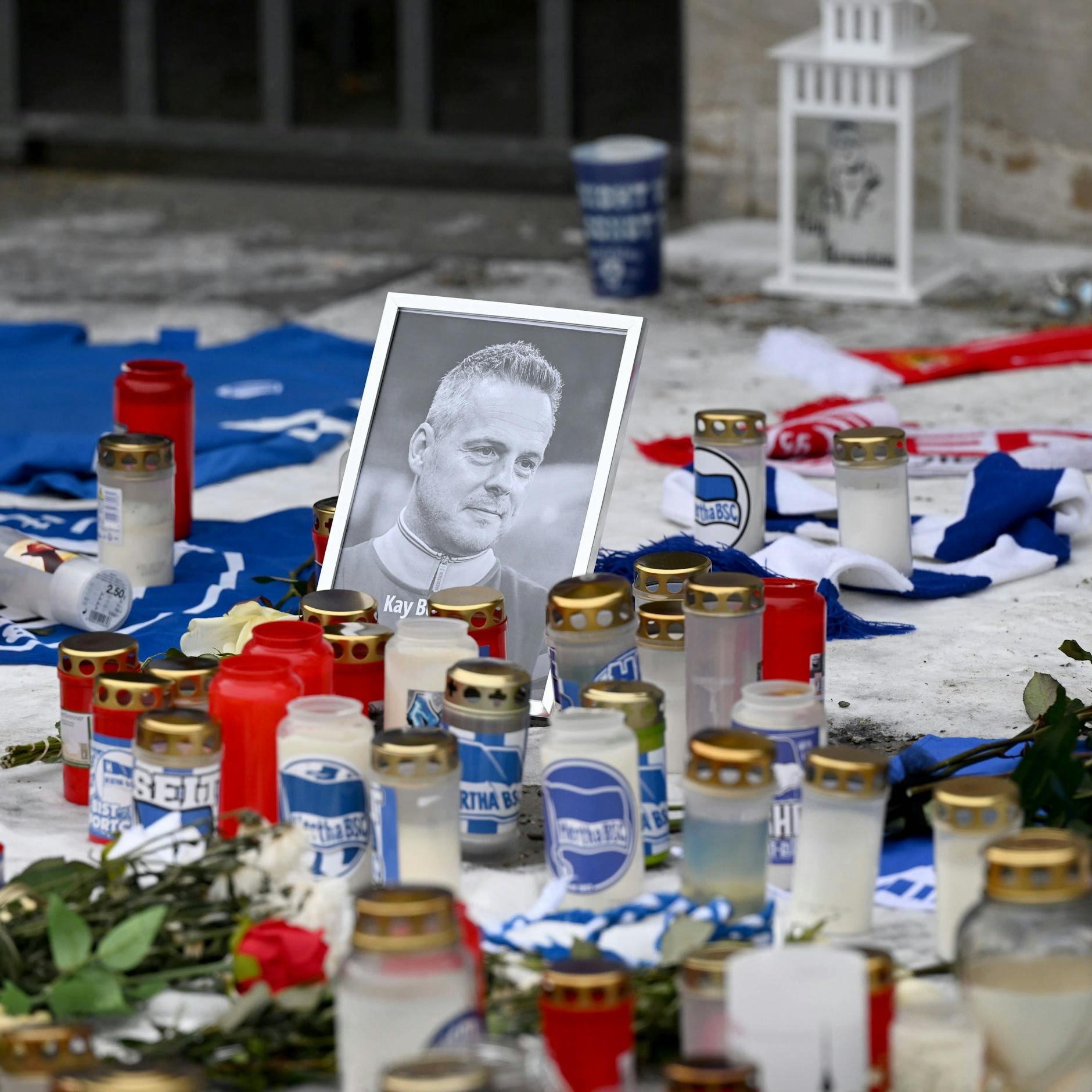 Image - „Da fehlt Kay“: Erinnerungen an den Todestag von Hertha-Präsident Bernstein