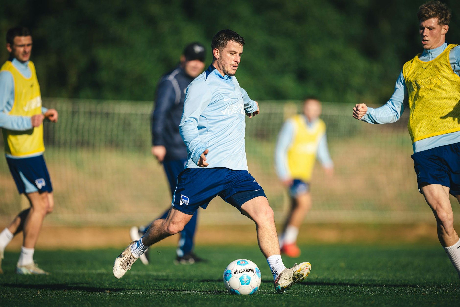 Diego Demme kann bei Hertha BSC nach auskurierter Erkrankung wieder alles mitmachen und wird in der Rückrunde, neben anderen Rückkehrern, ein wichtiger Faktor sein.