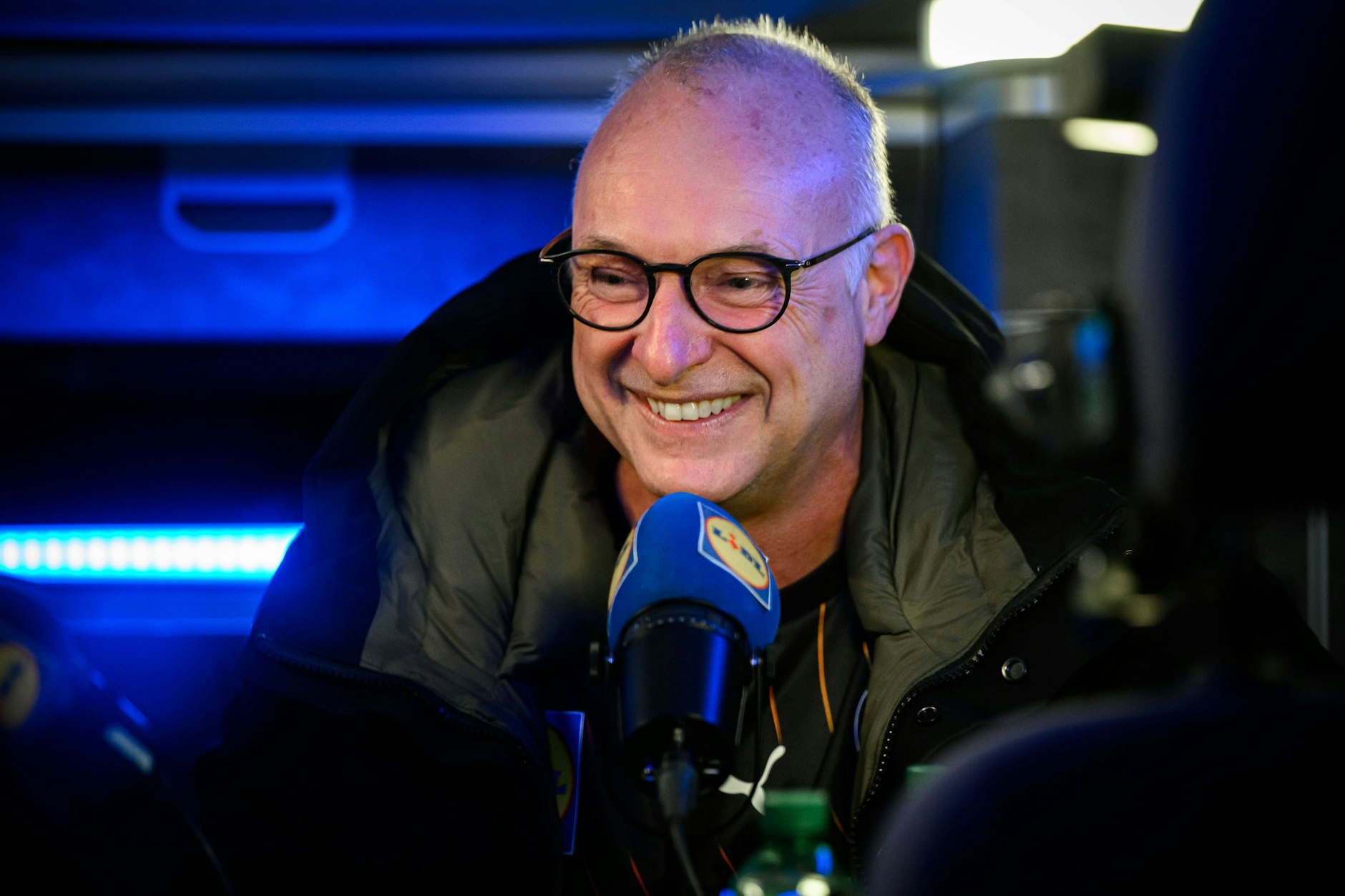 TV-Moderator Frank Buschmann (60) lebt von seiner emotionalen Art. Dass er Union-Trainer Steffen Baumgart genau dafür kritisiert, irritiert viele.