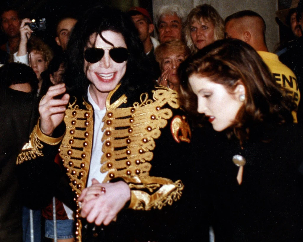 Elvis-Enkelin „wusste nichts“ von Sex-Vorwürfen gegen ihren Stiefvater Michael Jackson
