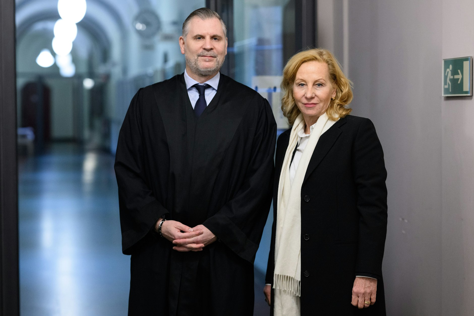 Patricia Schlesinger, ehemalige Intendantin des RBB, mit ihrem Anwalt Thomas Wahlig am Mittwoch im Landgericht Berlin.