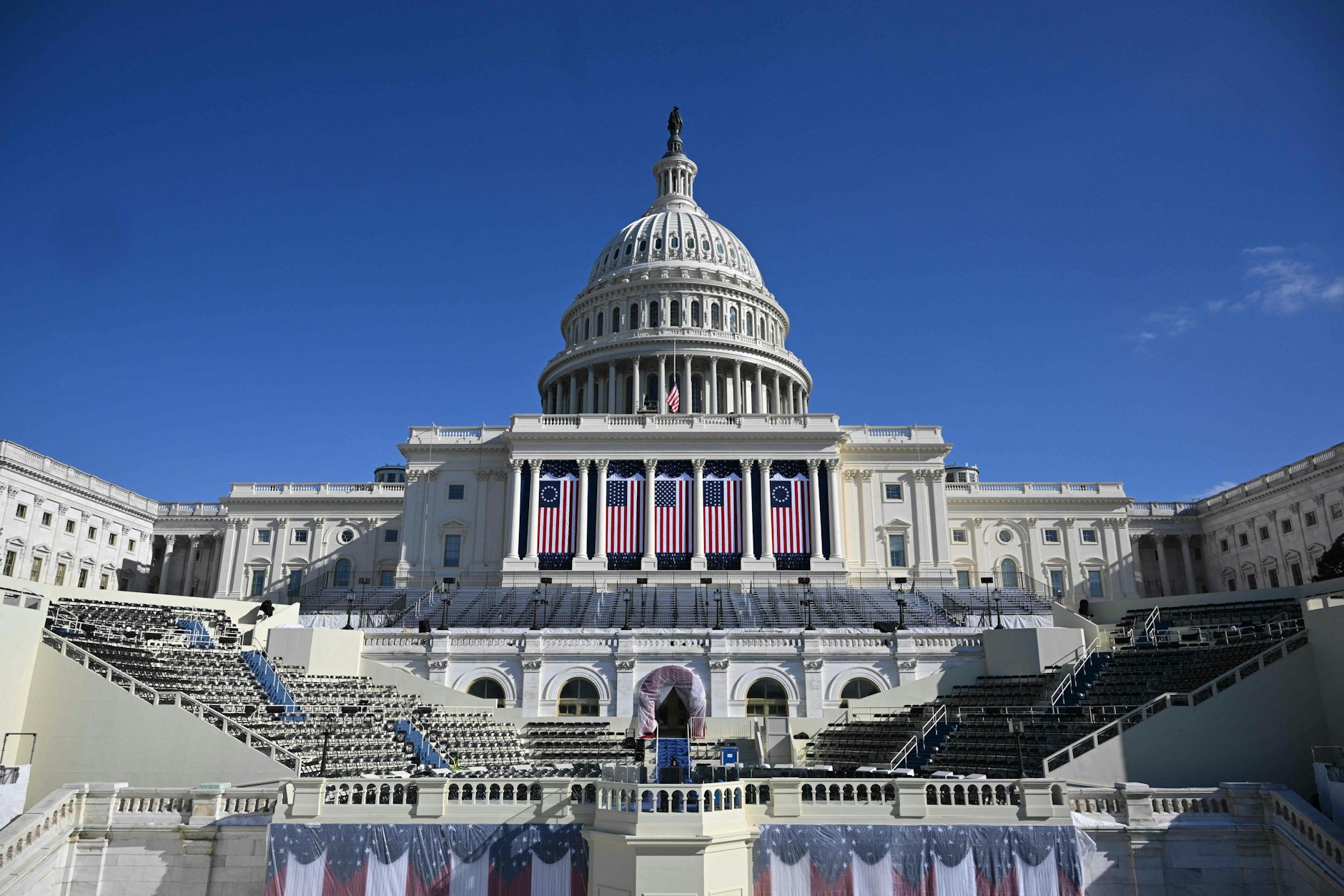 Die Amtseinführung von Donald Trump findet im Kapitol von Washington statt.