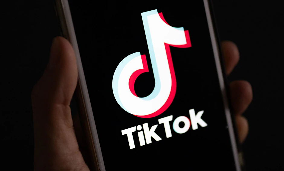 Verschwindet das Logo der Kurzvideo-Plattform Tiktok bald von den Handys?
