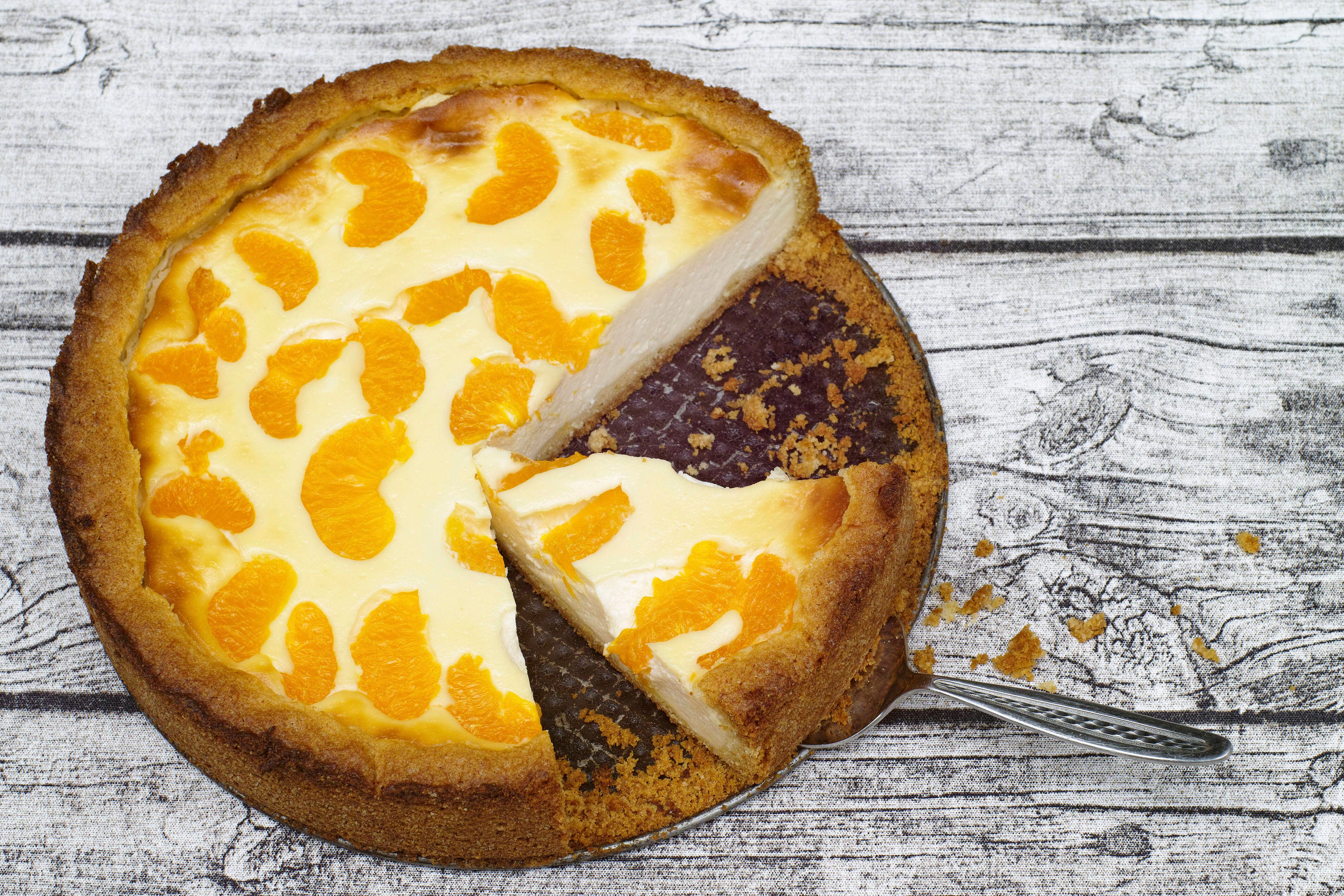Omas Käsekuchen mit Mandarinen - so lecker und so leicht gemacht!