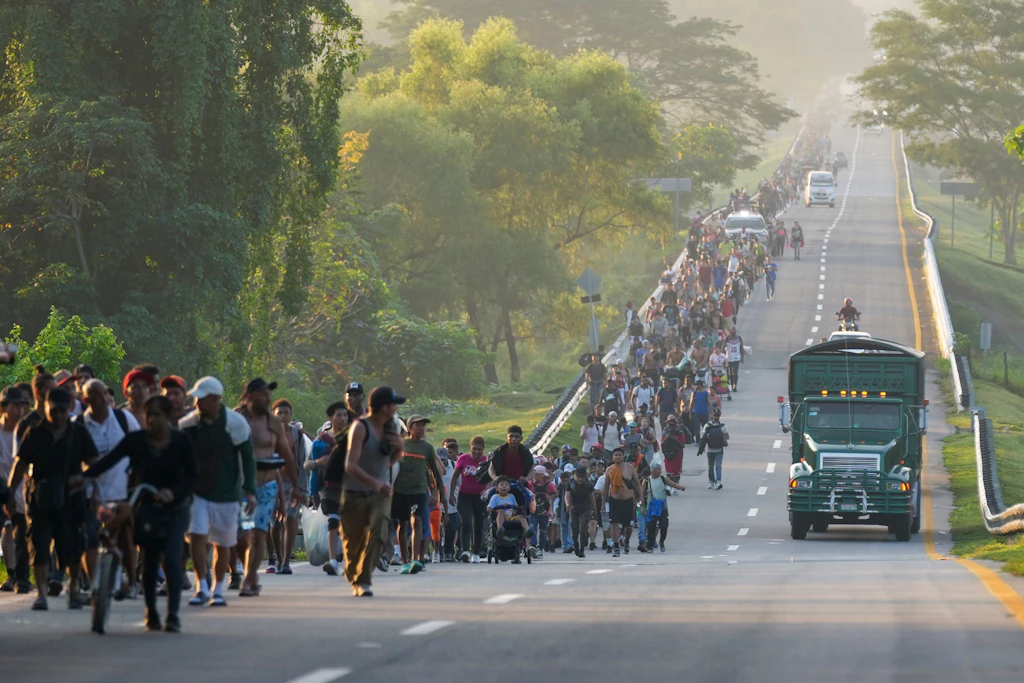 Trump will Migranten ab Dienstag massenhaft abschieben
