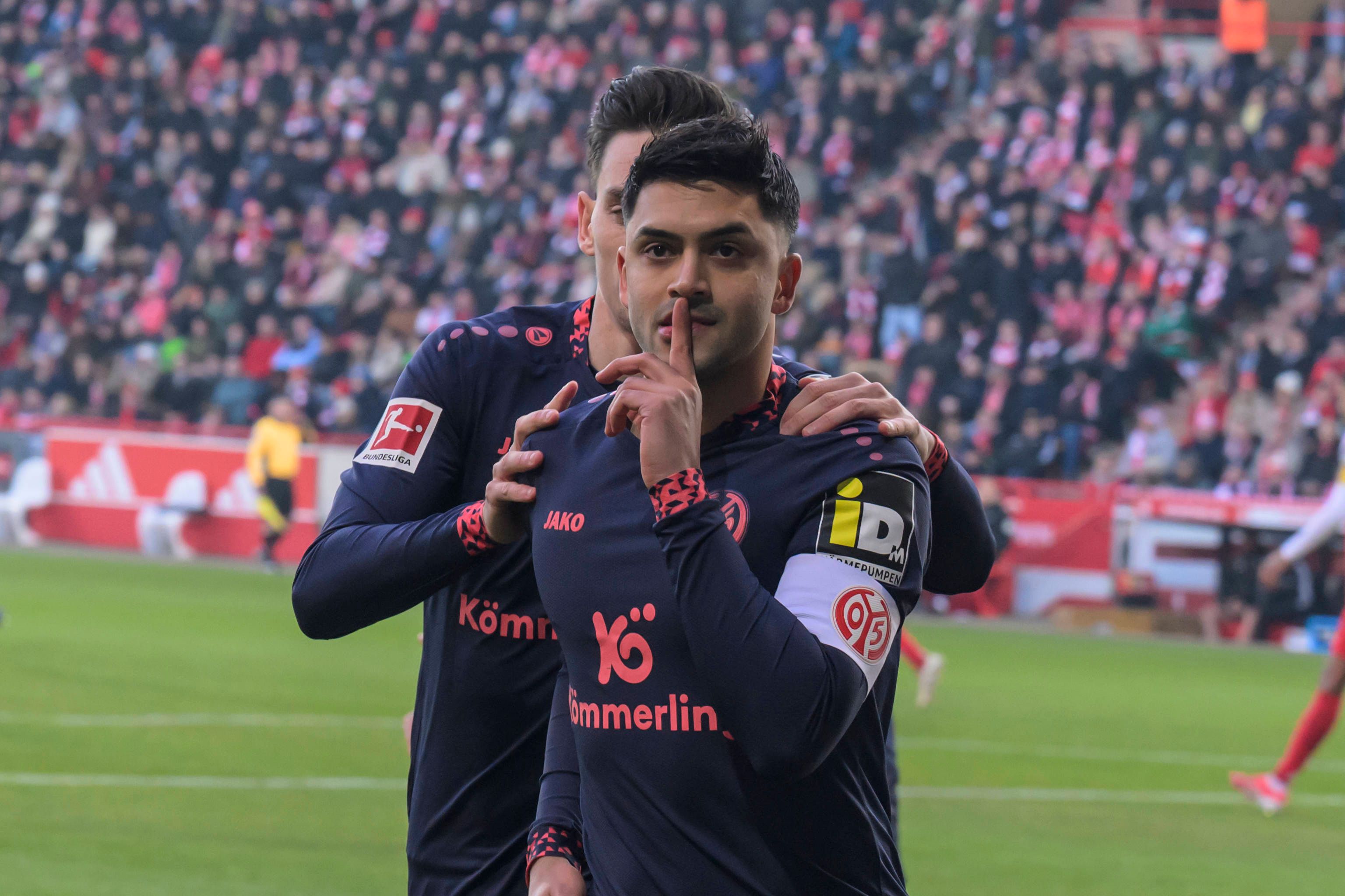 Wie bitte? Mainz-Star Nadiem Amiri schwärmt plötzlich von Union-Fans!