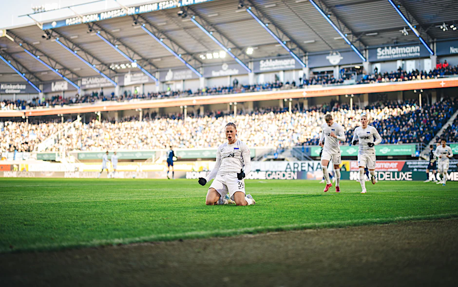 Herthas Derry Scherhant war der Matchwinner des Spiels. Ein Traum geschossen und den zweiten vorbereitet.